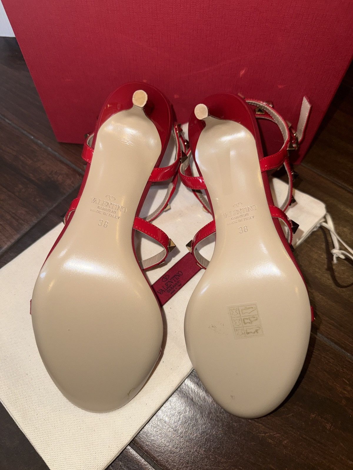 Valentino Valentino Garavani Red Patent Rockstud Sandals Size US 8 / IT 38 - 5 Thumbnail