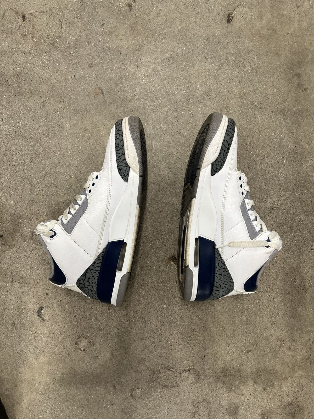 Nike Air Jordan 3s Midnight Navy Size US 10 / EU 43 - 3 Thumbnail