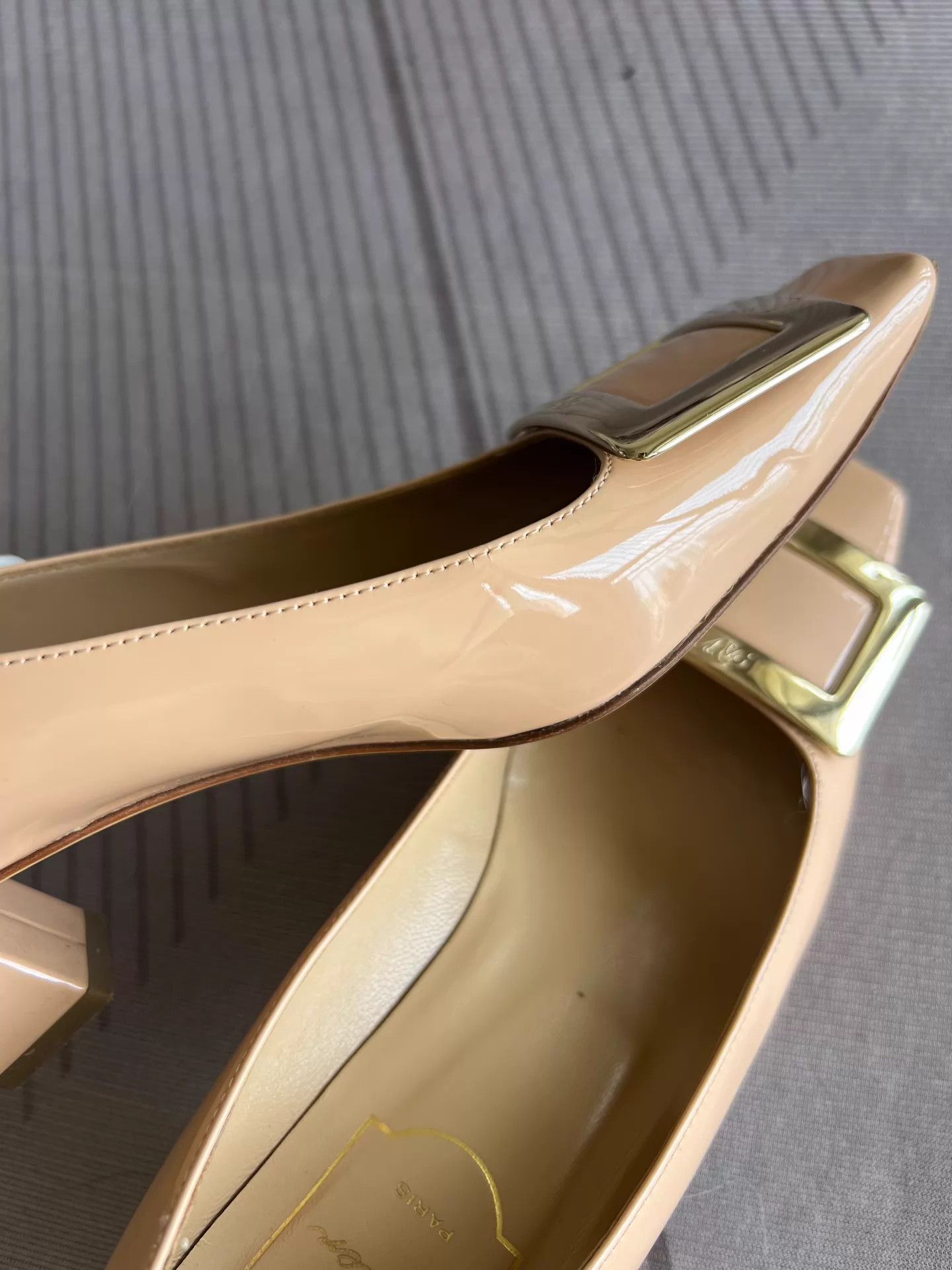 Roger Vivier Roger Vivier Low Heel Shoes 35.5 Size US 5 / IT 35 - 7 Thumbnail