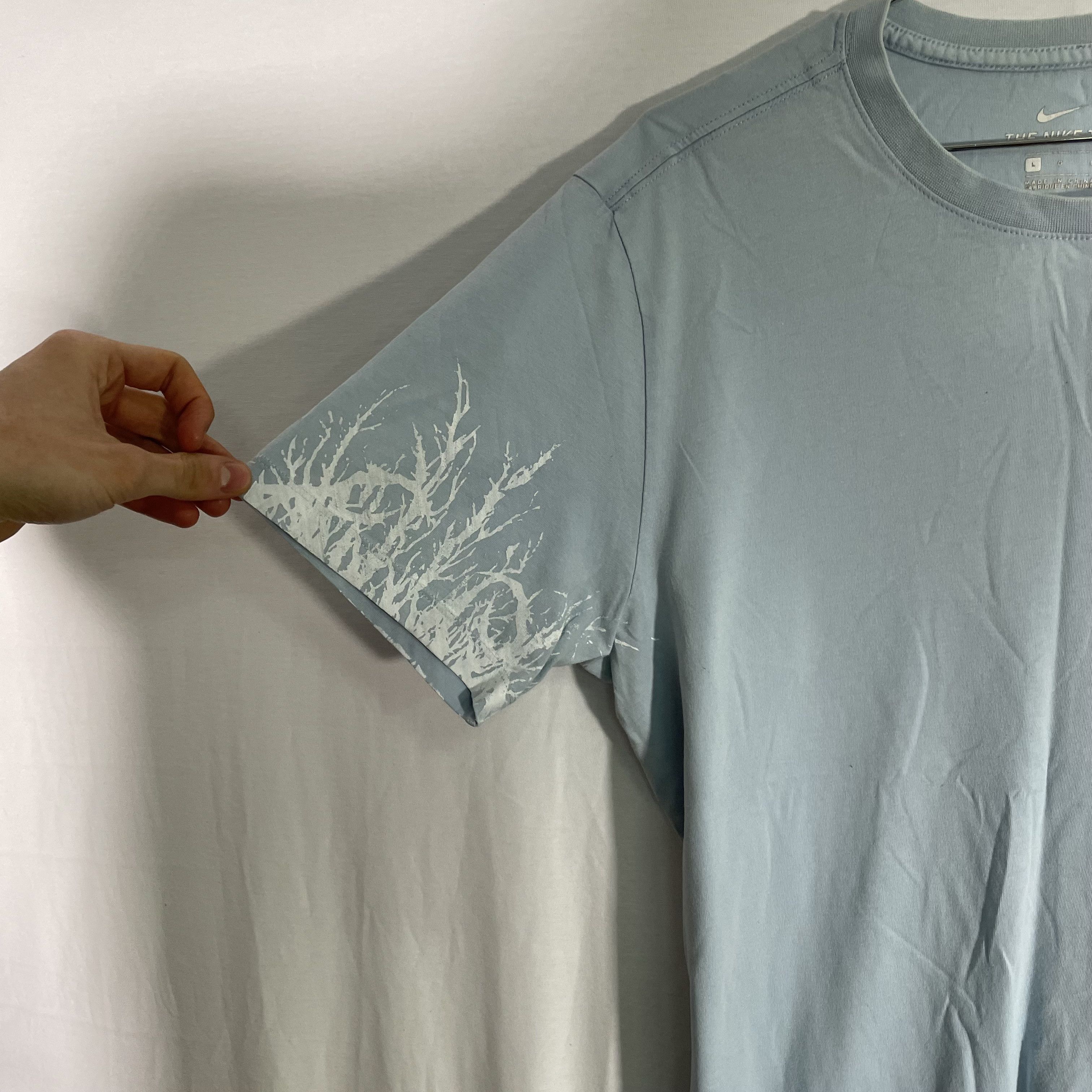Nike Vintage Nike t shirt grunge y2k streetwear custom alt rare Size US L / EU 52-54 / 3 - 4 Thumbnail
