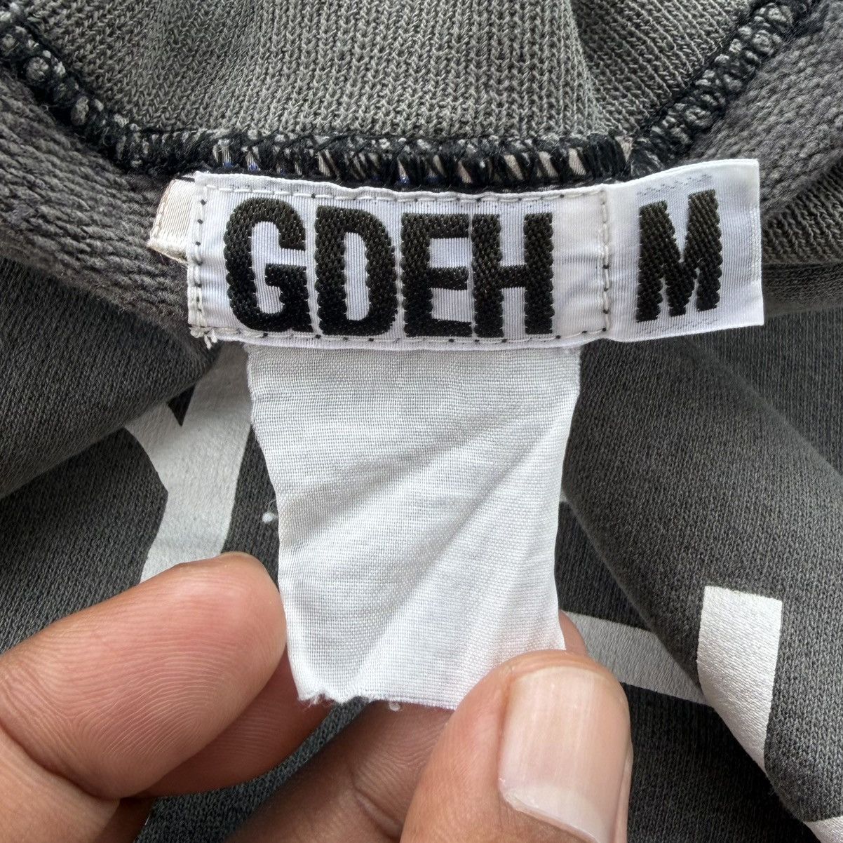 GOODENOUGH Vintage 2002 Goodenough "gdeh" Faded Crewneck Sweatshirt Size US M / EU 48-50 / 2 - 15 Thumbnail