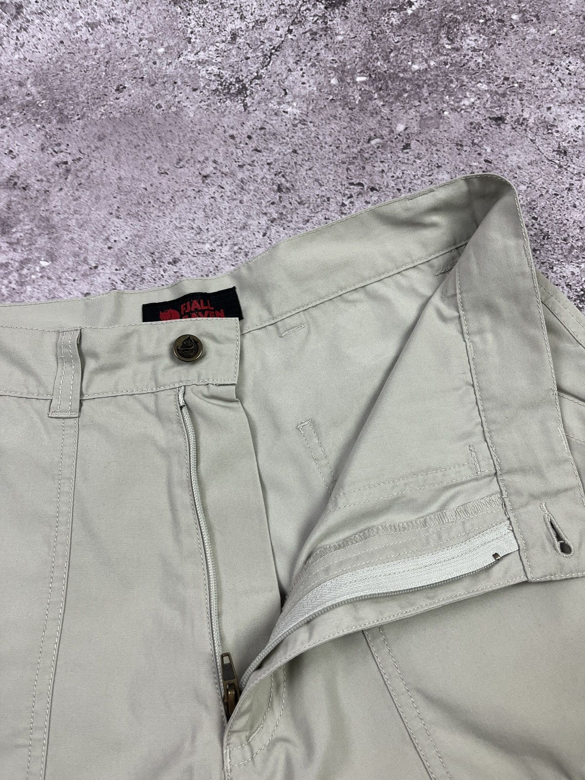 Fjallraven Vintage Fjällräven Lightweight Shorts Size 40 Hiking Outdoor Size US 29 - 6 Thumbnail