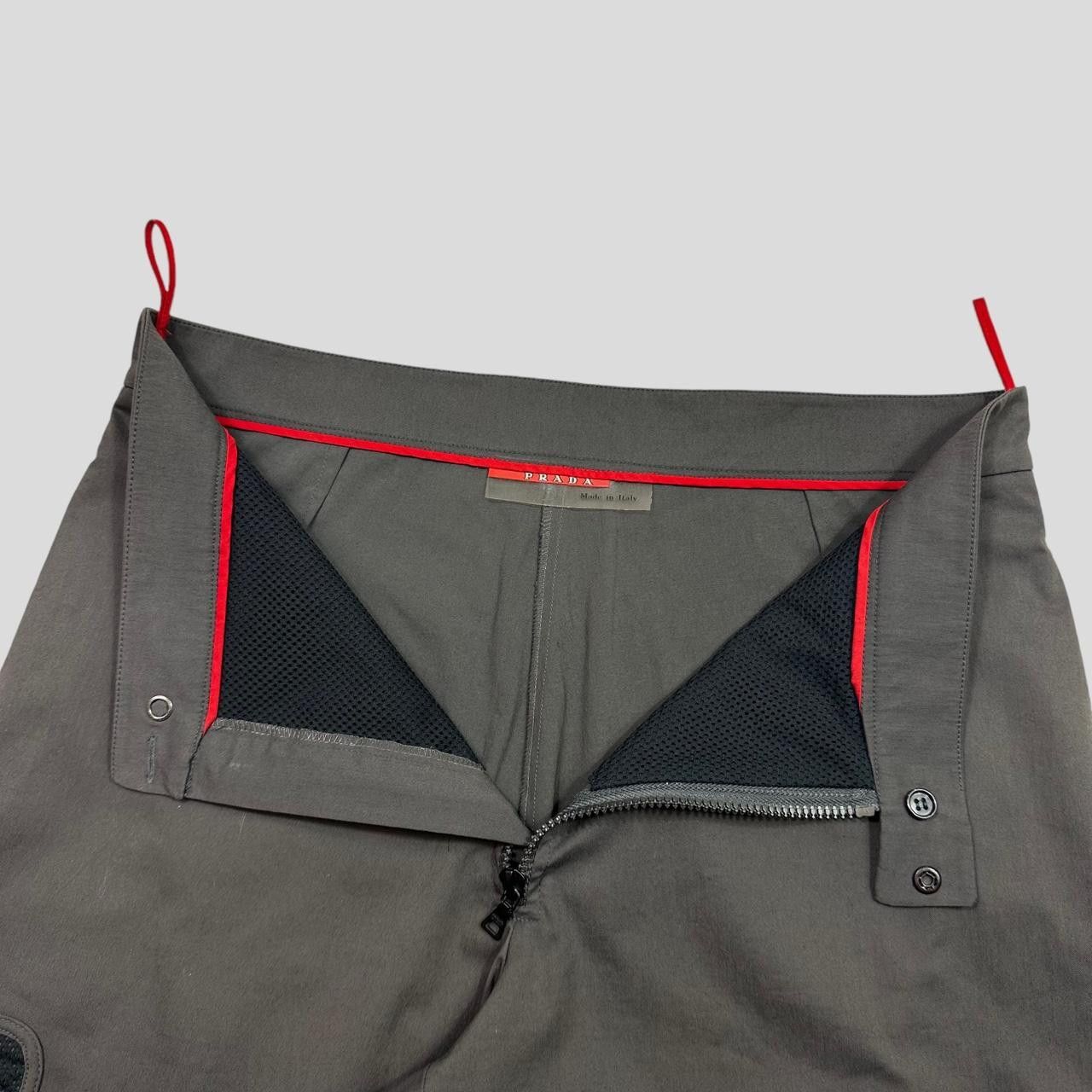 Prada Prada Sport SS00 Mesh Pocket Tech Cargo Shorts - IT48 (M) Size US 32 / EU 48 - 6 Thumbnail