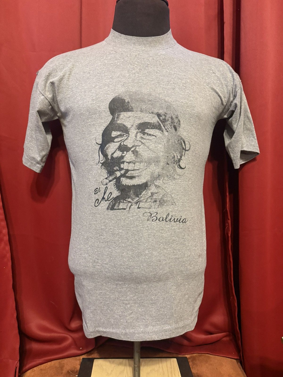 Vintage El Che Tshirt Caricature Bolivia Cocaine Art Tee Grail Size US M / EU 48-50 / 2 - 1 Thumbnail