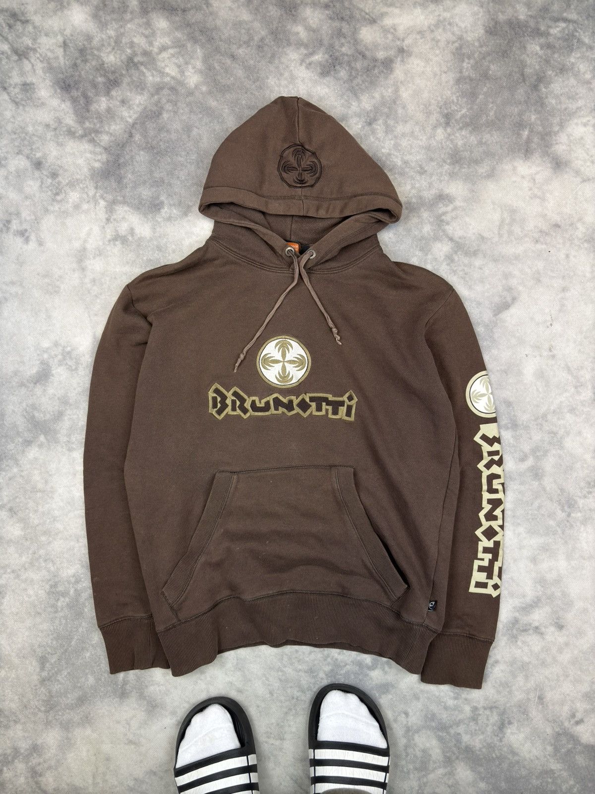 Japanese Brand Crazy Faded Brunotti Faded Distressed Boxy Hoodie Surfing Size US M / EU 48-50 / 2 - 1 Thumbnail