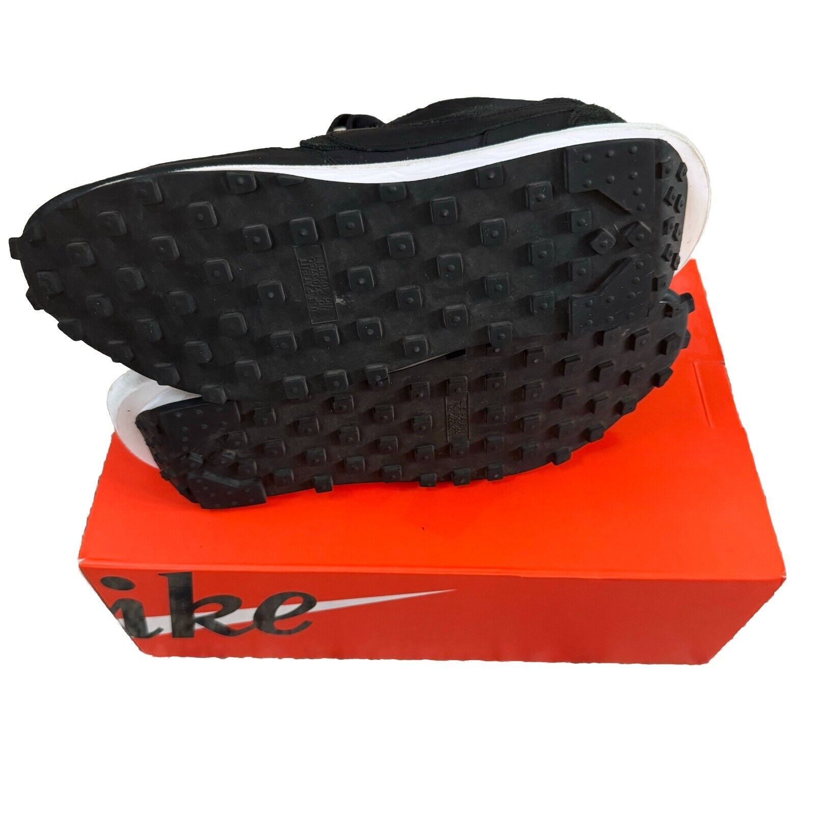 Nike Size 11 - Nike sacai x LDWaffle Black Nylon Size US 11 / EU 44 - 4 Thumbnail