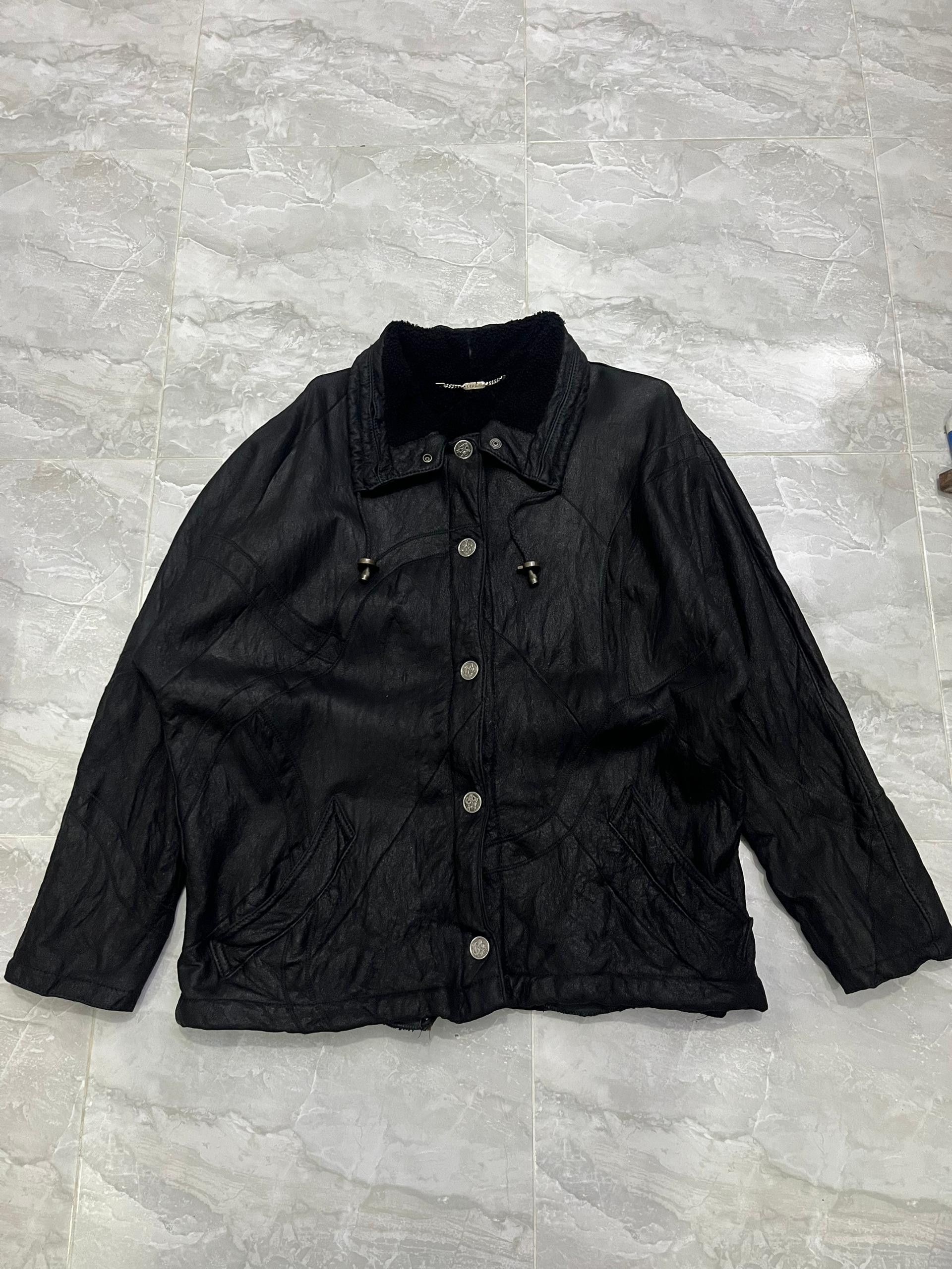 Vintage Vintage Black Leather Jacket Sherpa Lined 90s Boxy Fit Size US M / EU 48-50 / 2 - 11 Thumbnail