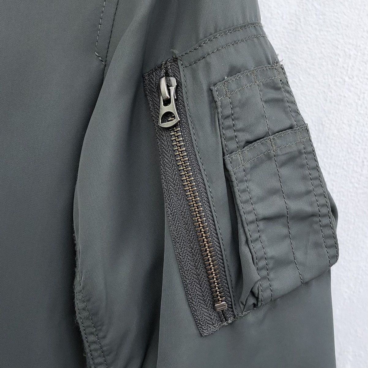 Uniqlo Uniqlo Ma-1 Bomber Jacket For Women Size S / US 4 / IT 40 - 5 Thumbnail