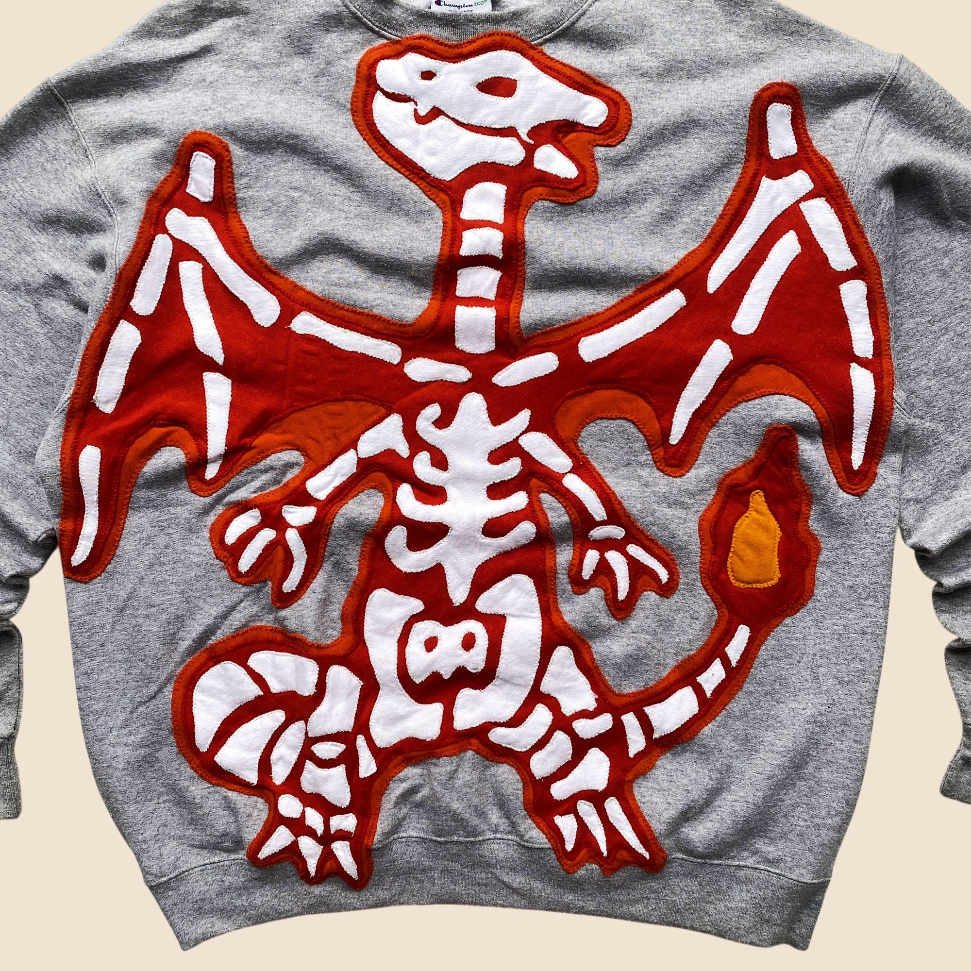 Handmade 1 OF 1 REWORKED POKE "FOSSIL" CUT & SEWN SWEATSHIRT SIZE XL Size US XL / EU 56 / 4 - 3 Thumbnail