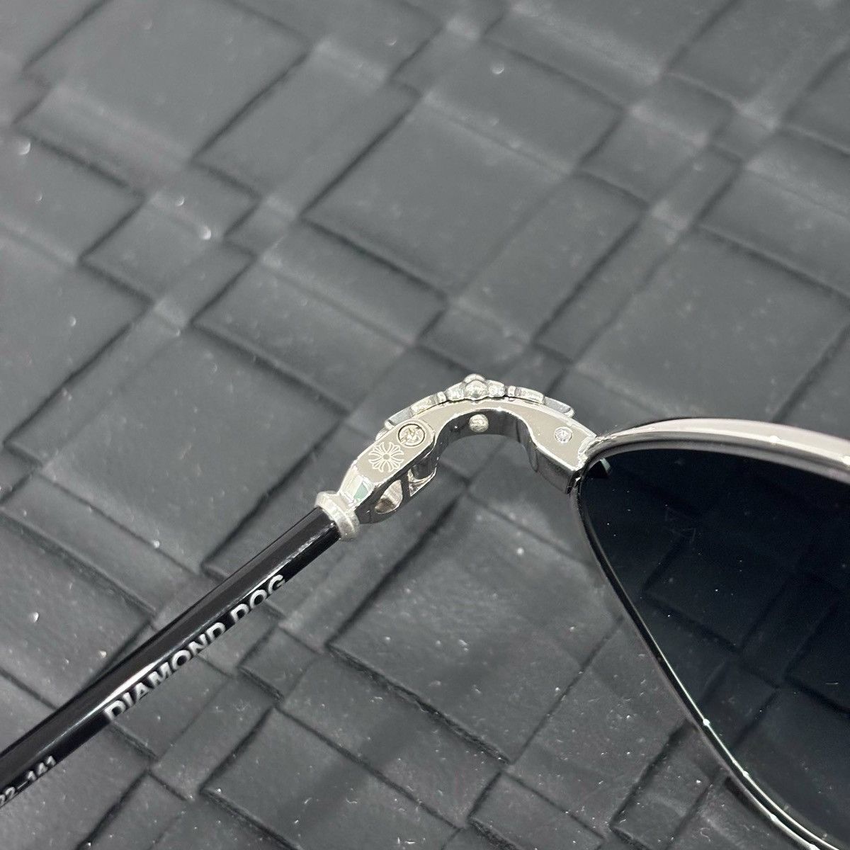 Chrome Hearts CHROME HEARTS DIAMOND DOG SUNGLASSES Size ONE SIZE - 7 Thumbnail