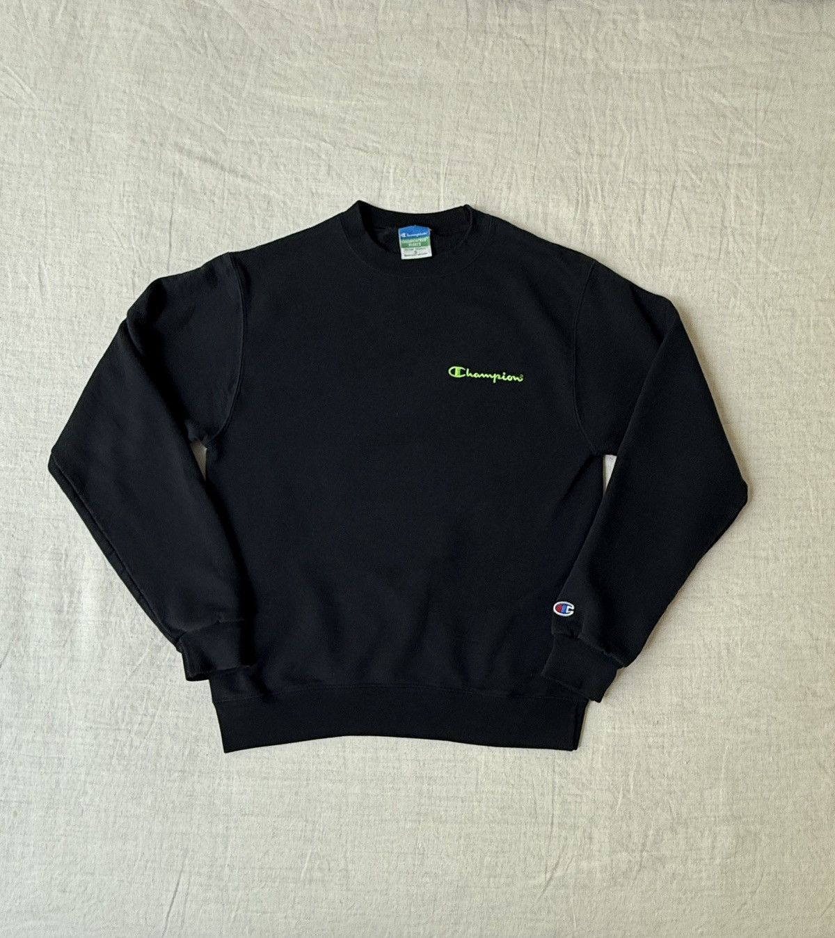 Champion Rare Champion Crewneck with Neon Green Embroidery Size US S / EU 44-46 / 1 - 1 Thumbnail