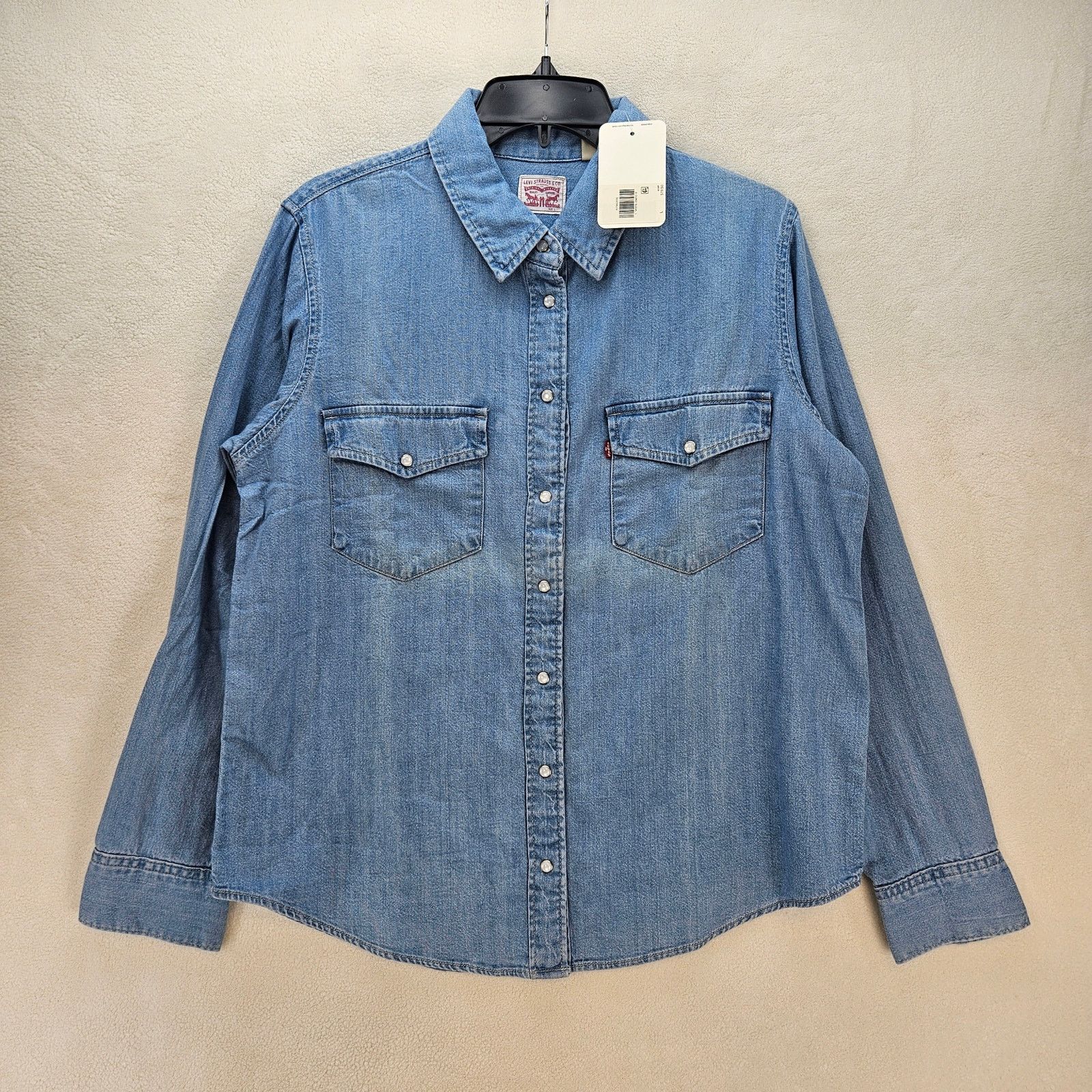 Levi's LEVI'S WOMEN'S LARGE ICON WESERN DENIM SHIRT BLUE NWT Size L / US 10 / IT 46 - 1 Thumbnail
