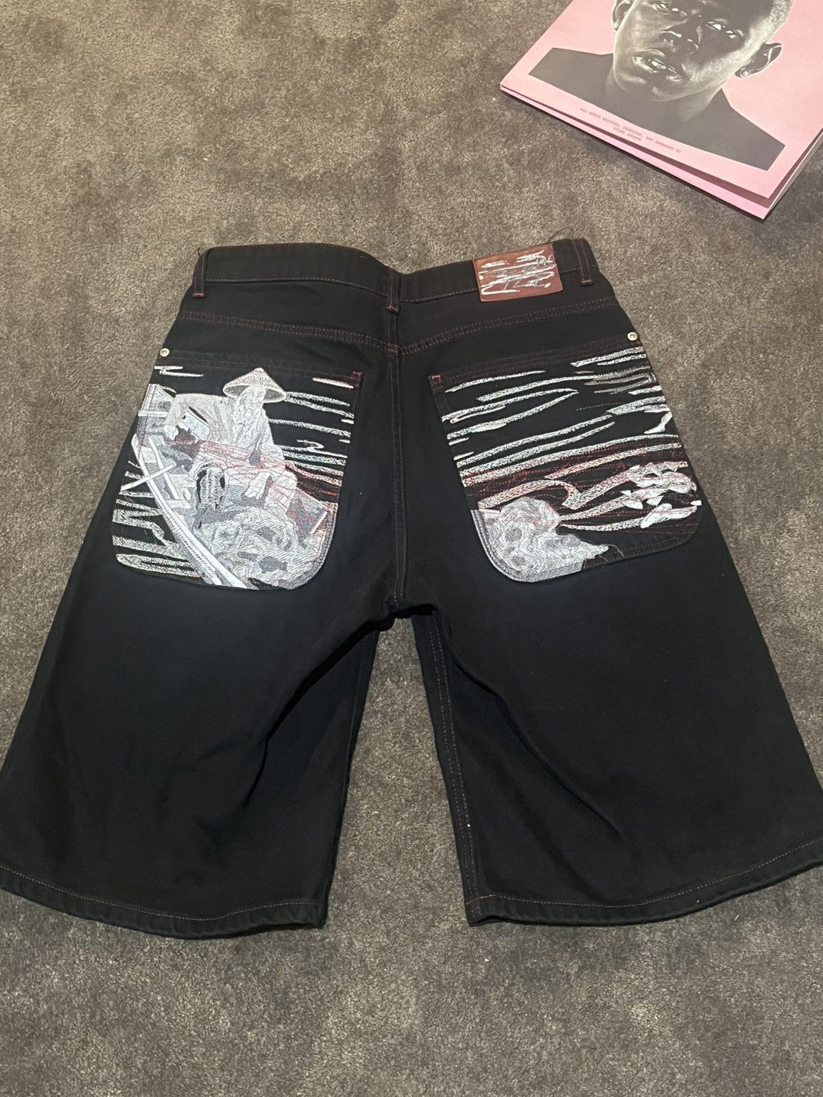 Derschutze Black Desrchutze “Lotus” jorts Size US 28 / EU 44 - 1 Thumbnail