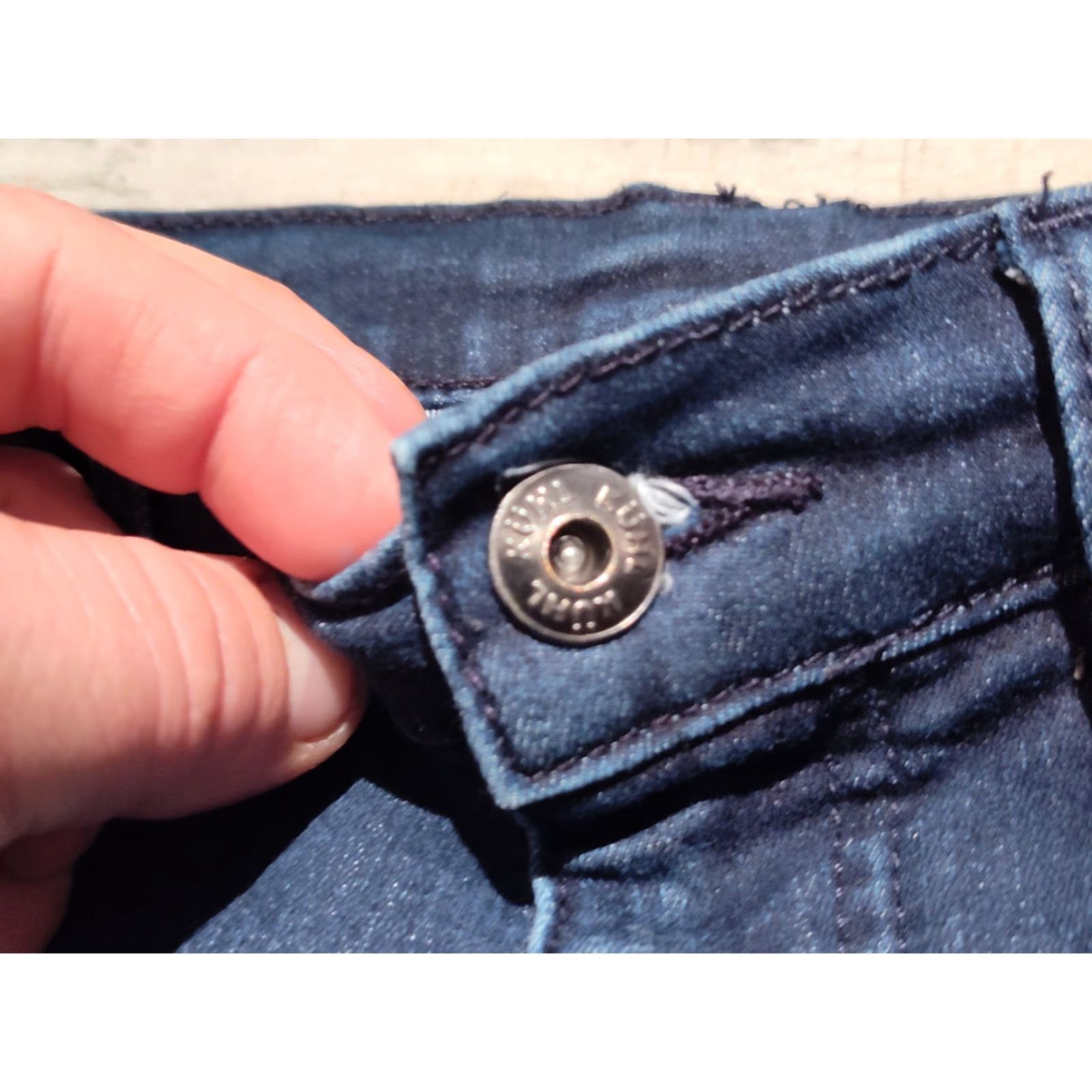 Vintage KUHL Womens Jeans Skinny Stretch 4 Low Rise 29 Inseam Blue Indigo Dye Outdoor Spring Fall EUC Size 27" / US 4 / IT 40 - 6 Thumbnail