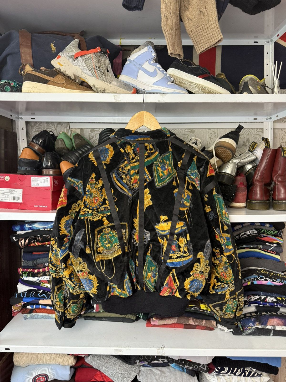 Escada Escada by Margaretha Ley 1980's Multi Printed Velvet Jacket Size XS / US 0-2 / IT 36-38 - 3 Thumbnail