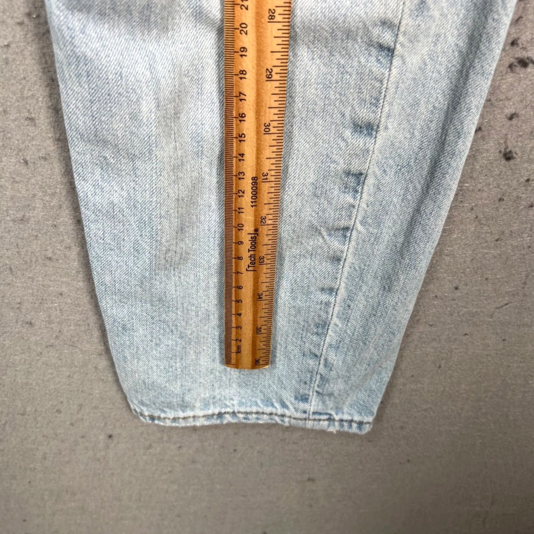 Madewell Madewell Jeans Womens Size 31 Light Wash High-Waisted The Perfect Vintage Blue 5-Pocket Denim Buttons Zip Rise High Straight Jeans Womens Mens Girls Size 24" / US 00 / IT 34 - 7 Thumbnail