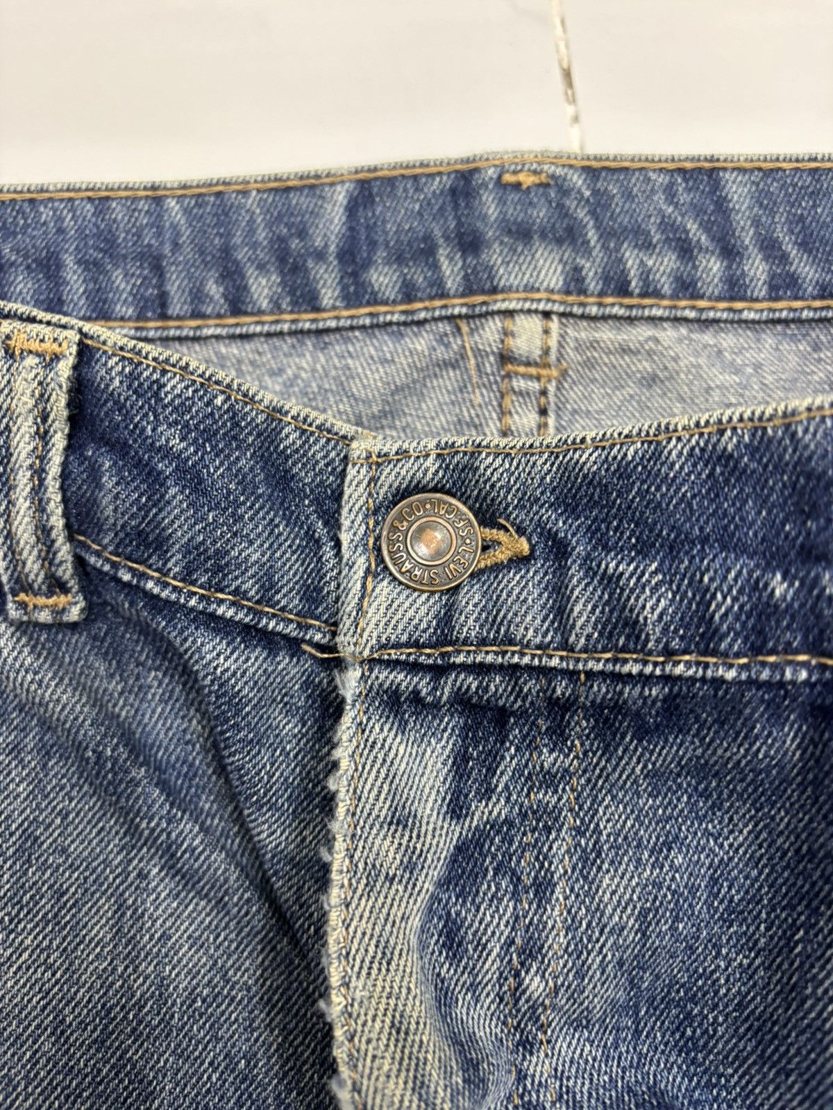 Levi's 🔥VINTAGE LEVIS ORANGE TAB WIDE JEANS DISTRESSED DENIM Size US 34 / EU 50 - 9 Thumbnail
