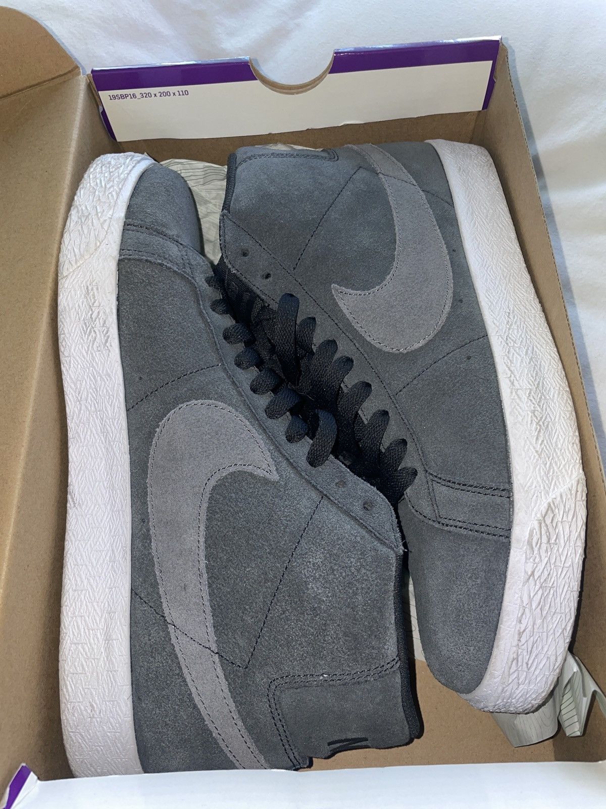 Nike Nike SB Blazer size 8 Size US 8 / EU 41 - 4 Thumbnail