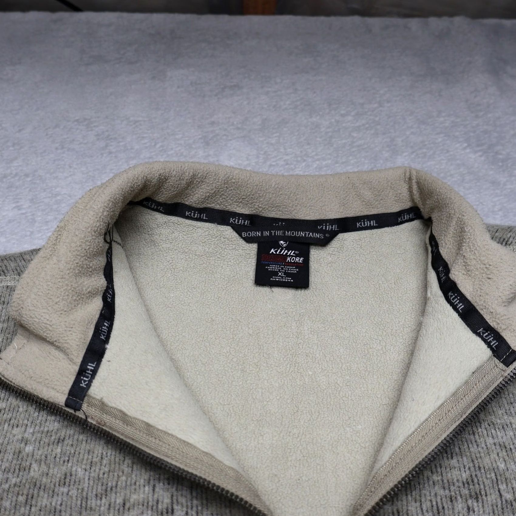 Vintage Kühl Sweater Mens XL Beige Thor 1/4 Zip Fleece Pullover ThermoKore Hiking Outdoor Size US XL / EU 56 / 4 - 3 Thumbnail