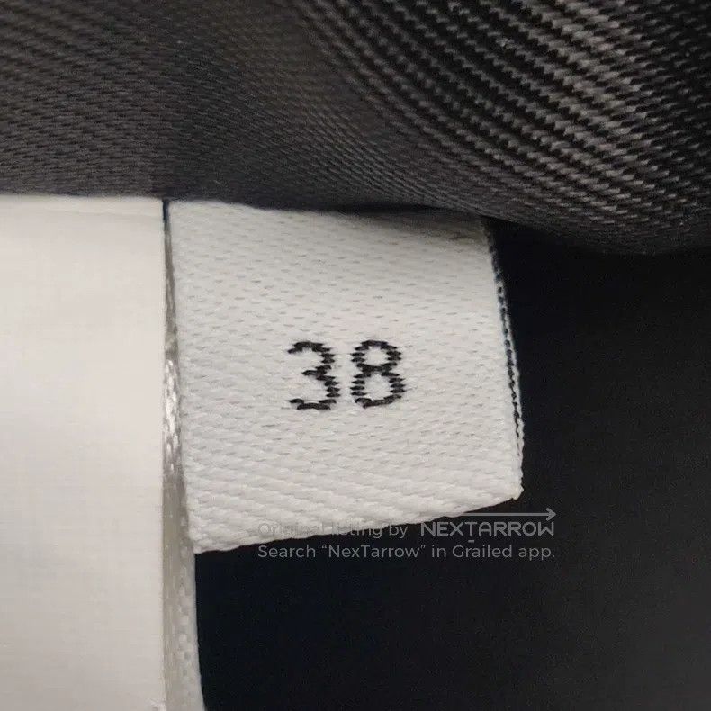 Loewe Loewe Solid Color Single-Breasted Short Sleeve Leather Jac Size XS / US 0-2 / IT 36-38 - 3 Thumbnail
