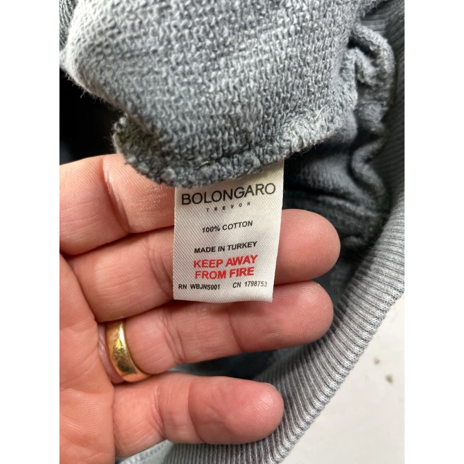 Bolongaro Trevor Trevor Bolongaro Hooded Sweatshirt Pullover Hooded Jumper Terry Mens Small Gray Pullover Hooded Sweatshirt Jumper Mens S Gray Terry No rips or stains Size US S / EU 44-46 / 1 - 7 Thumbnail