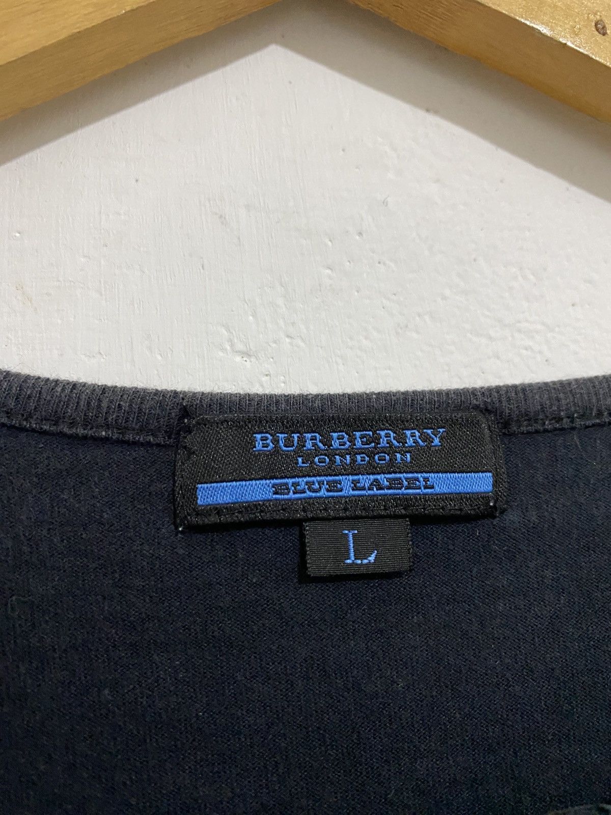 Burberry 💸BINDINGOFFER💸Burberry Logo Navy Shirt AA0059 Size US L / EU 52-54 / 3 - 4 Thumbnail