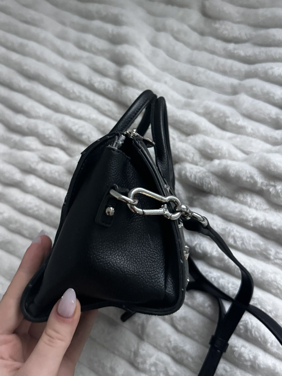 Juicy Couture Juicy Couture Black Faux Leather Barrel Bag Silver Studded Size ONE SIZE - 10 Thumbnail