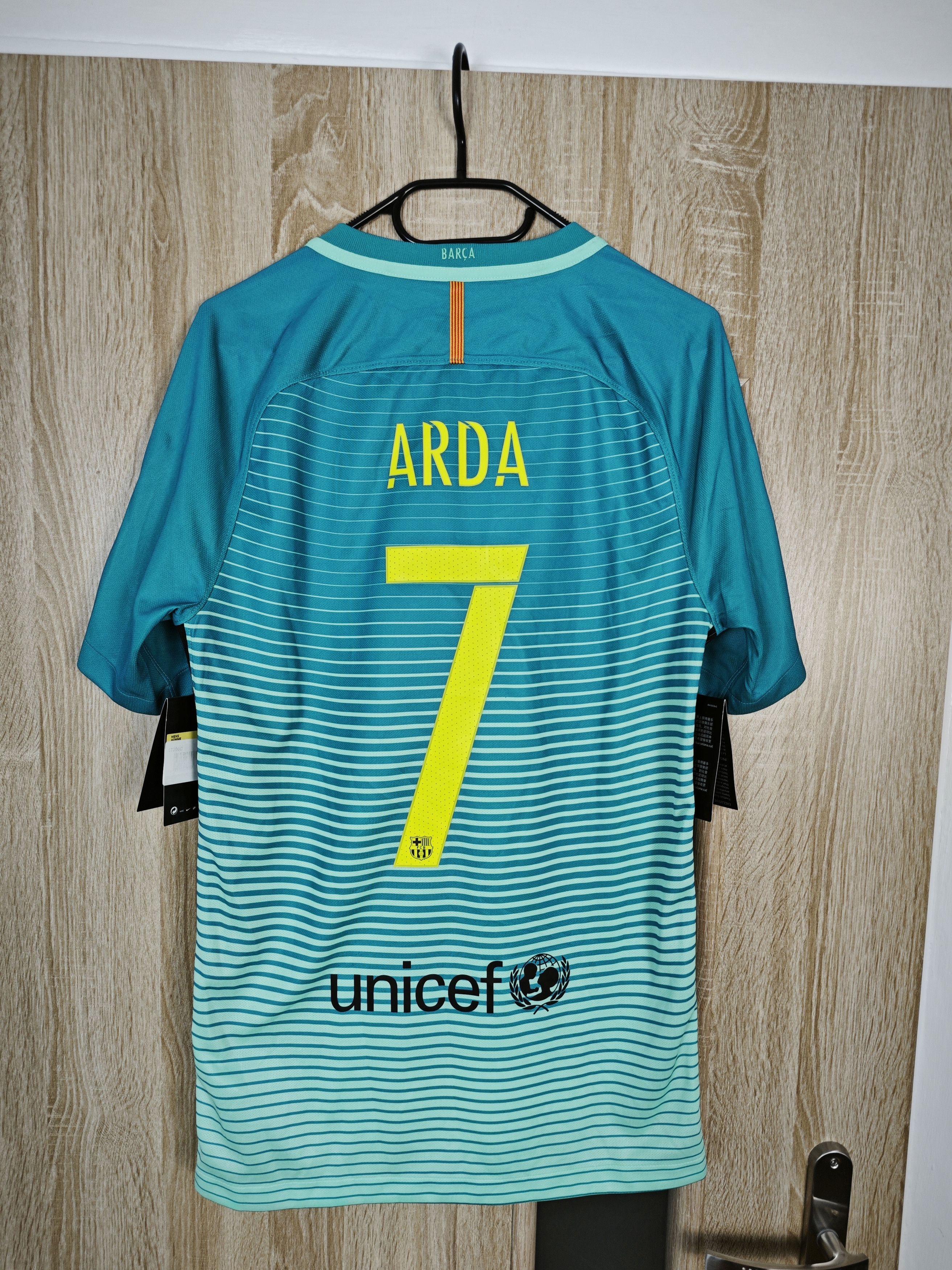 Nike Nike Barcelona ARDA 7 Size US S / EU 44-46 / 1 - 5 Thumbnail