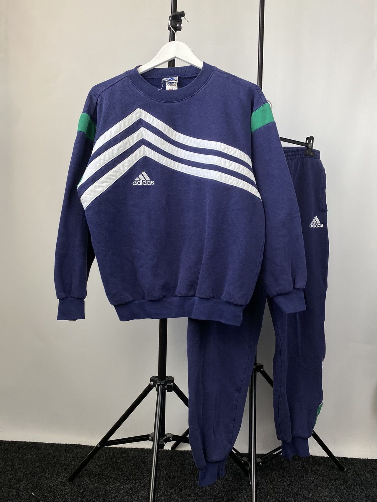 Adidas × Vintage Vintage Adidas 90’s Basic Streetwear Sport Suit Size US M / EU 48-50 / 2 - 1 Thumbnail