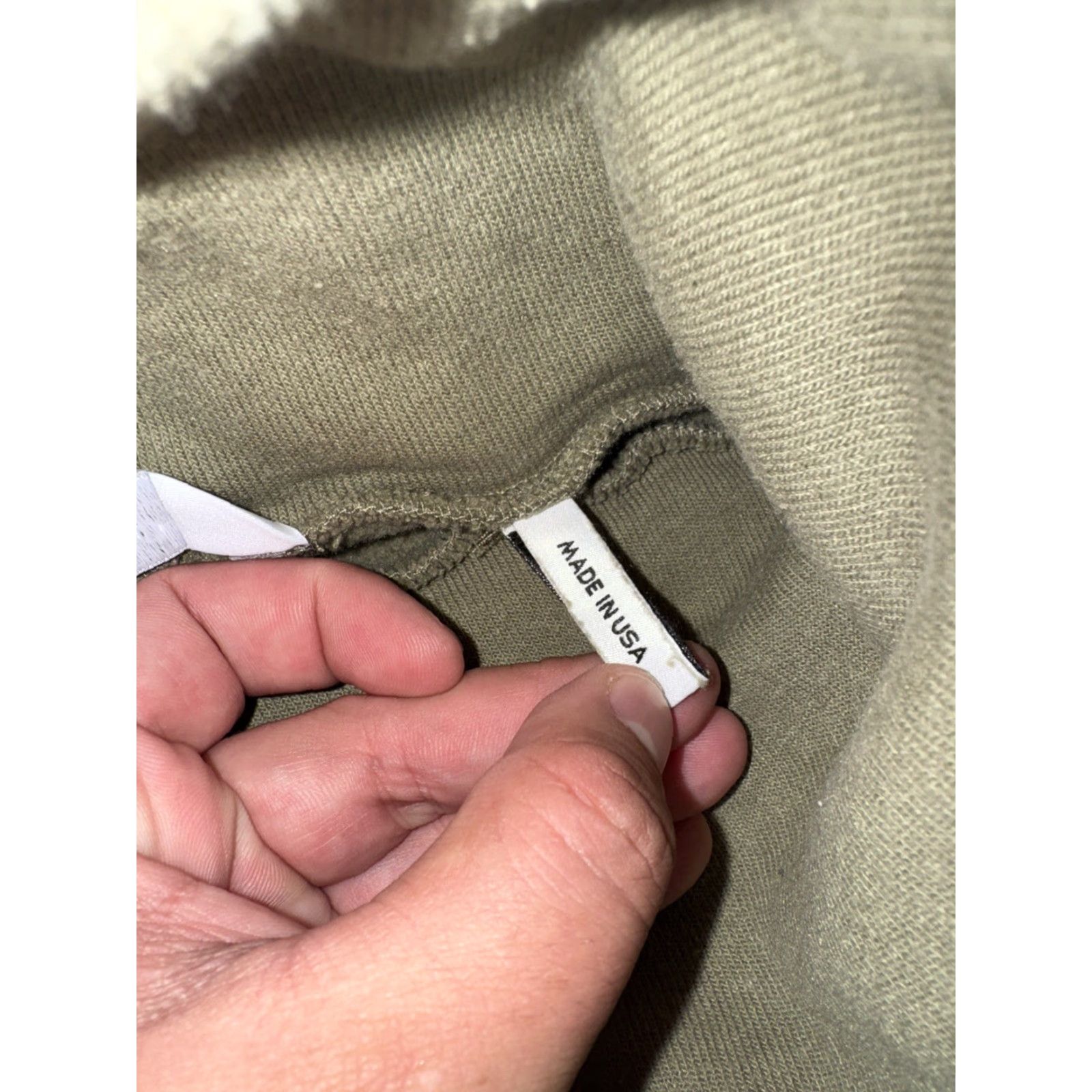 Olive VINTAGE Peloton Women’s Olive Green Cozy Funnel Neck Sweater Medium 23x23 Size M / US 6-8 / IT 42-44 - 6 Thumbnail