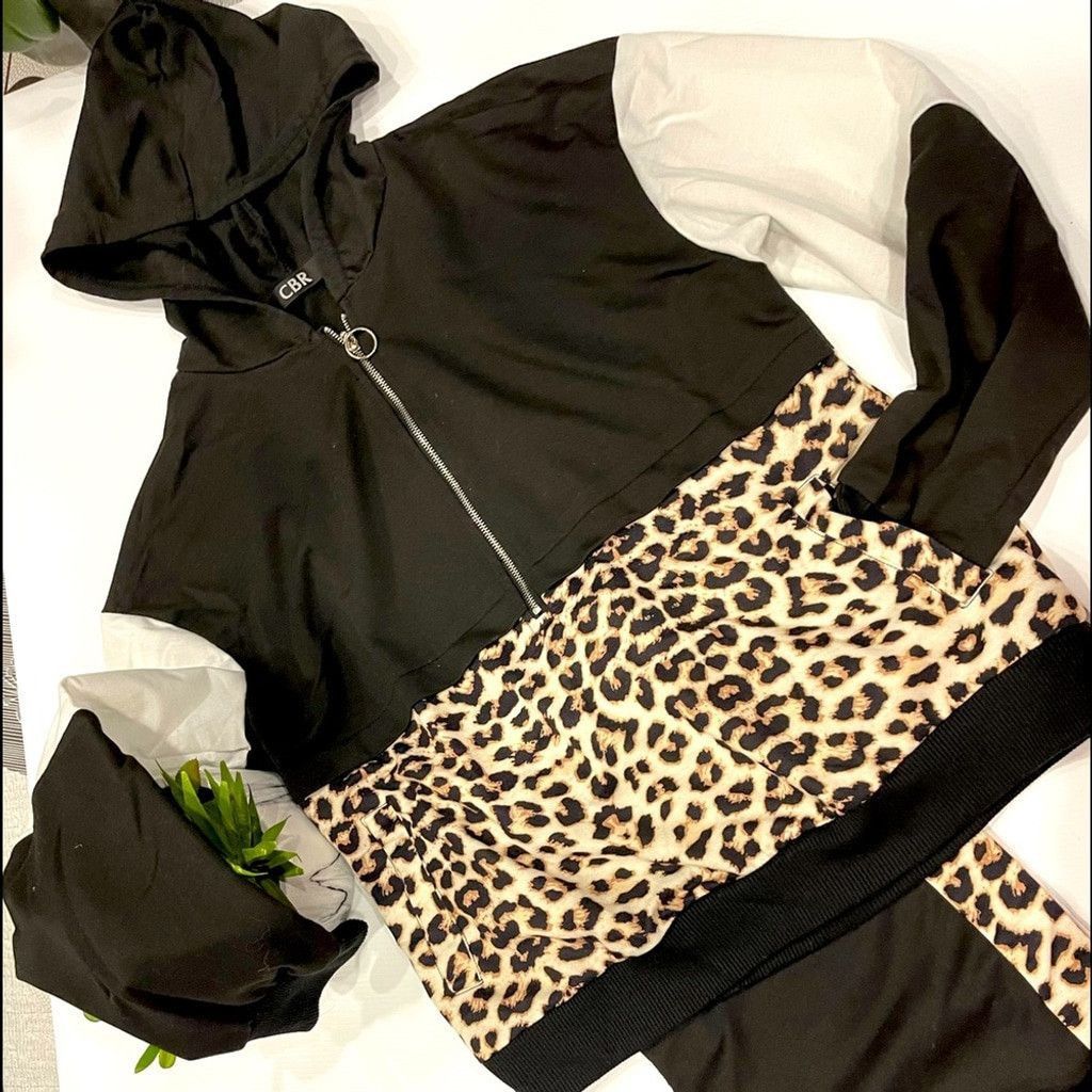 Other CBR matching 2 pcs set in black leopard size M Size 30" / US 8 / IT 44 - 1 Thumbnail