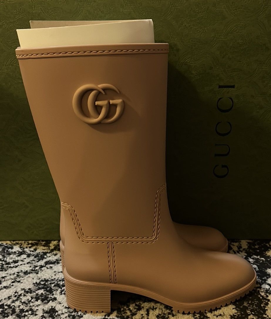 Gucci Gucci GG Knee High Rubber Boots size 35 Camel Size US 5 / IT 35 - 2 Thumbnail