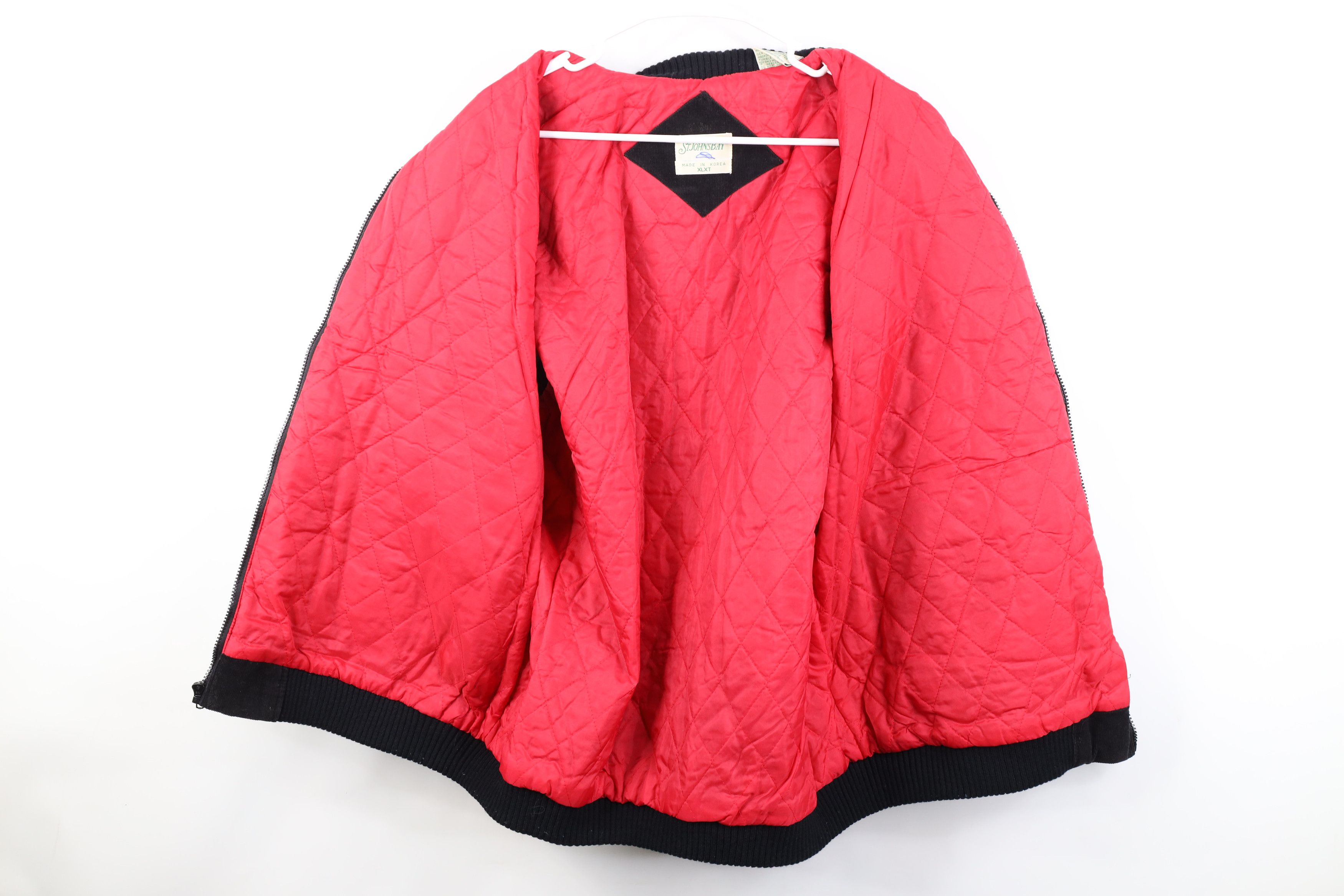 Vintage Vintage 70s Streetwear Quilted Corduroy Vest Jacket Black Size US XL / EU 56 / 4 - 9 Thumbnail