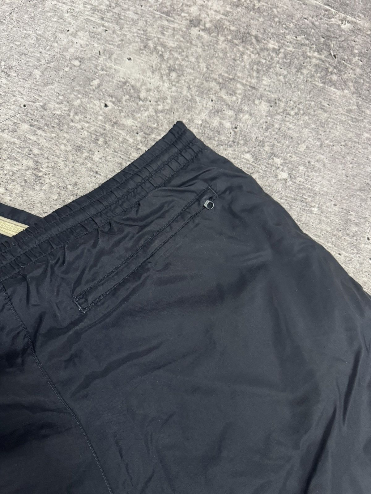 Nike Nike Vintage Nylon Pants Streetwear 90s Y2k Joggers Size US 33 - 6 Thumbnail