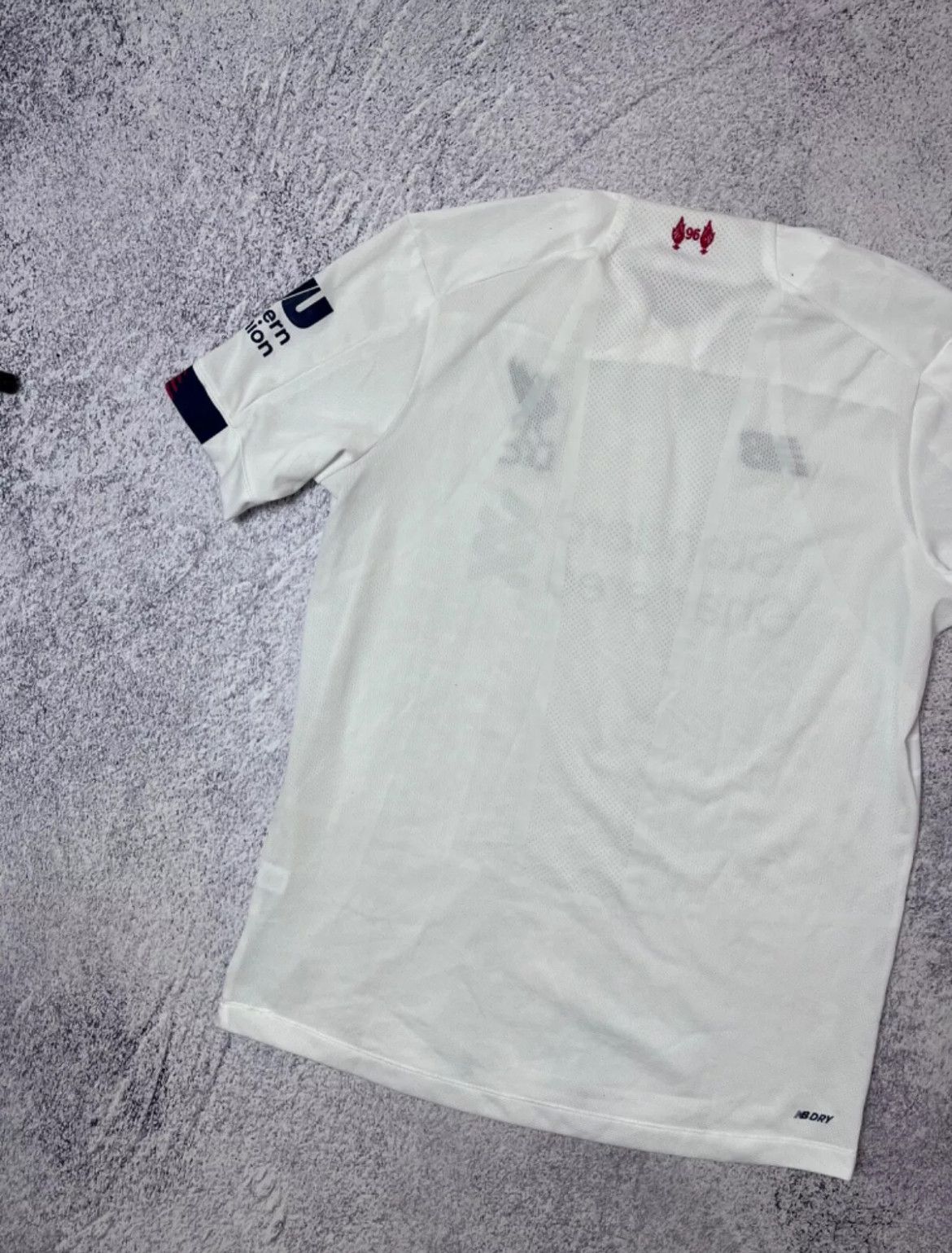 New Balance MENS SOCCER JERSEY FC LIVERPOOL NEW BALANCE SIZE M Size US M / EU 48-50 / 2 - 9 Thumbnail