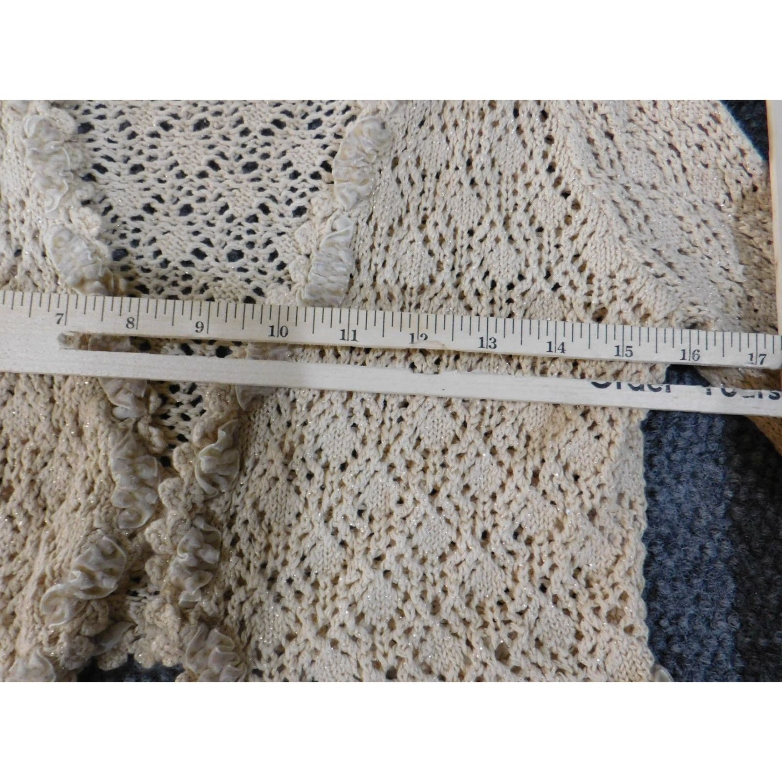 Express Express Womens Medium beige open eyelet shawl hollow cardigan Shirt? Size M / US 6-8 / IT 42-44 - 6 Thumbnail
