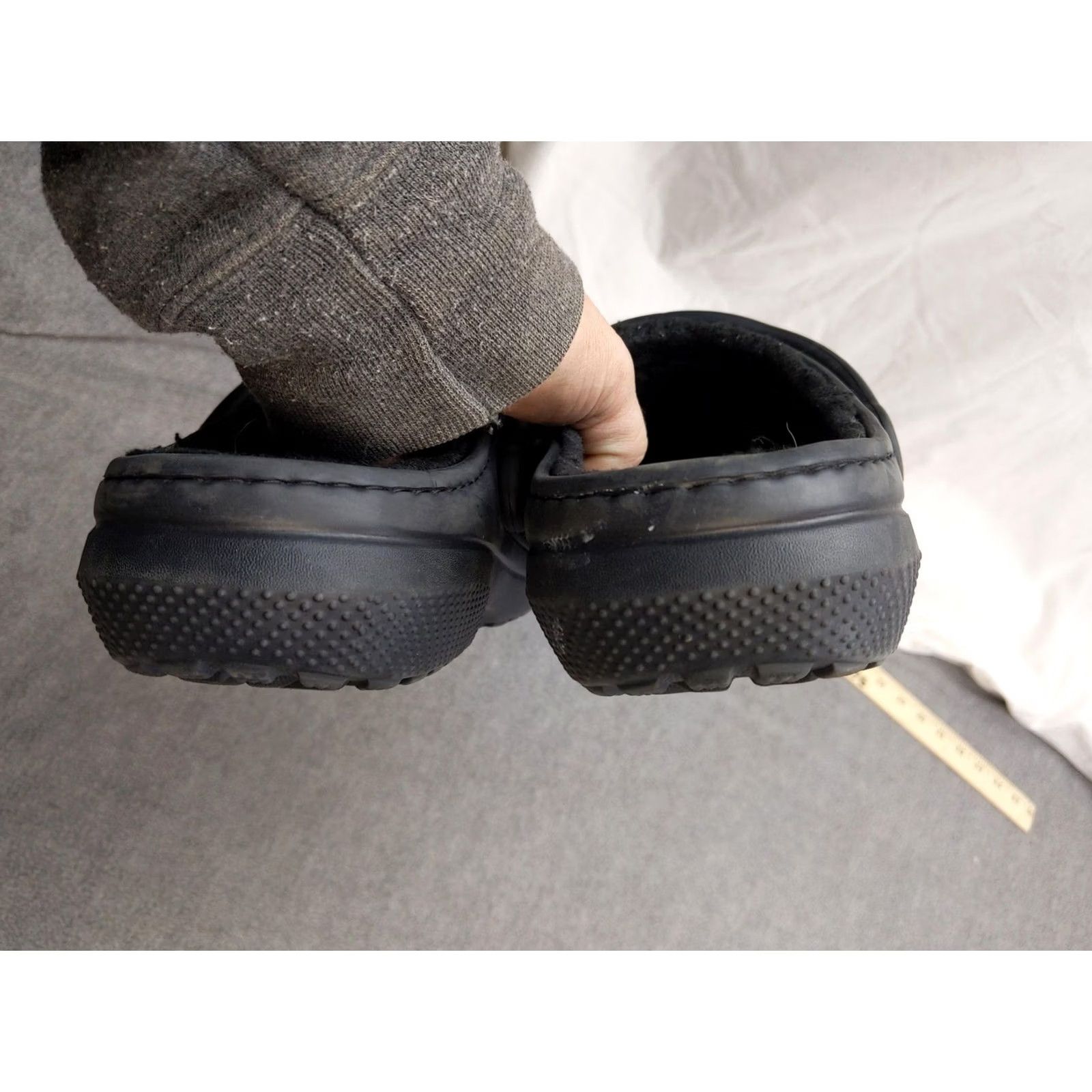 Crocs Crocs Classic Lined Clog Shoes Womens 8 Mens 6 Black Faux Fur Slip On Indoor Outdoor Comfort Crocs Classic Lined Clog Size M / US 6-8 / IT 42-44 - 7 Thumbnail