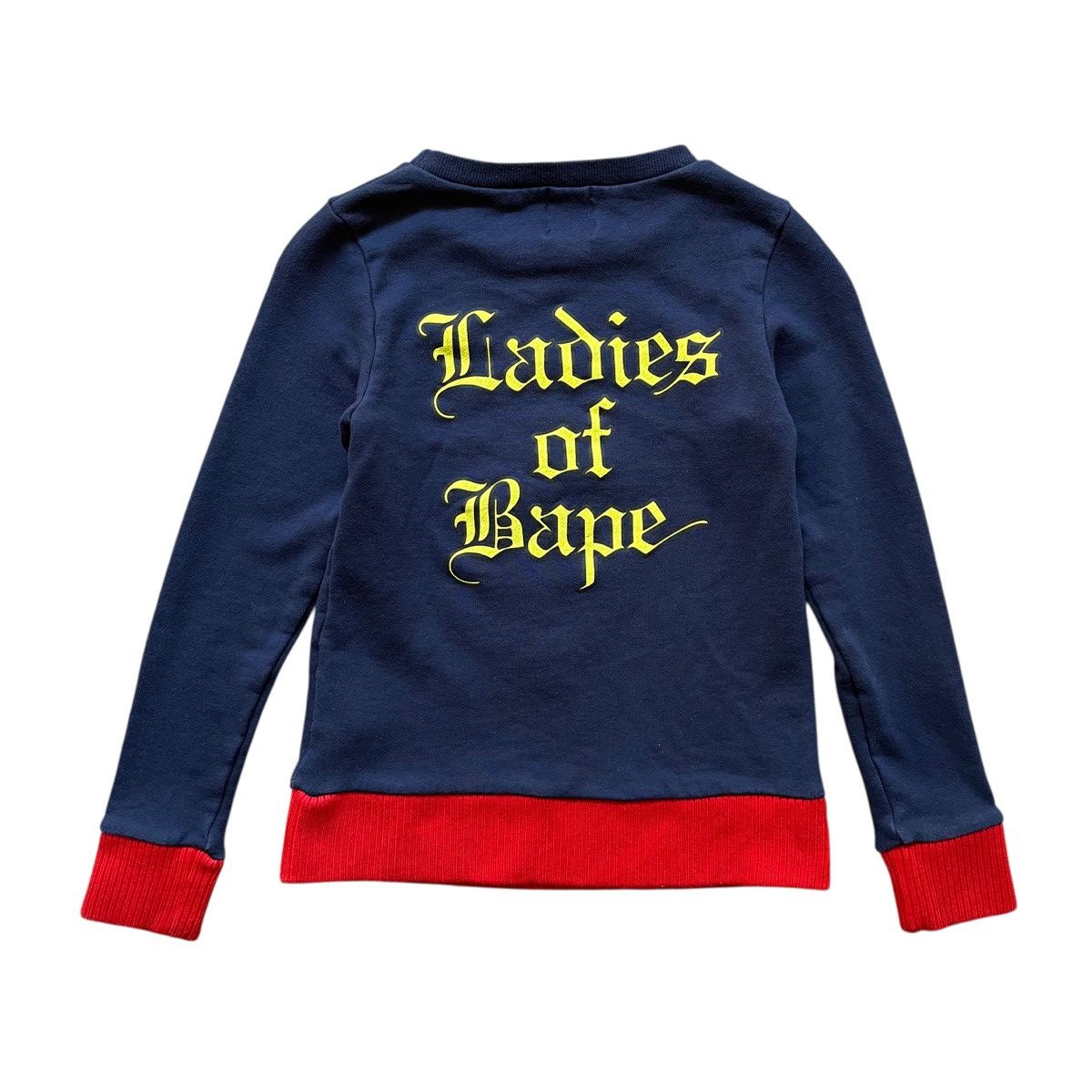 Bape A Bathing Ape (Ladies Of Ape) Crewneck Size XXS / US 00 / IT 34 - 2 Thumbnail