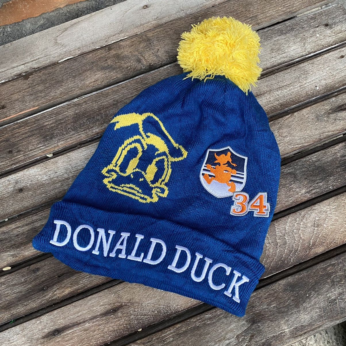 Disney × Japanese Brand × Mickey Mouse DONALD DUCK UNIQUE POM BEANIE HATS Size ONE SIZE - 1 Thumbnail