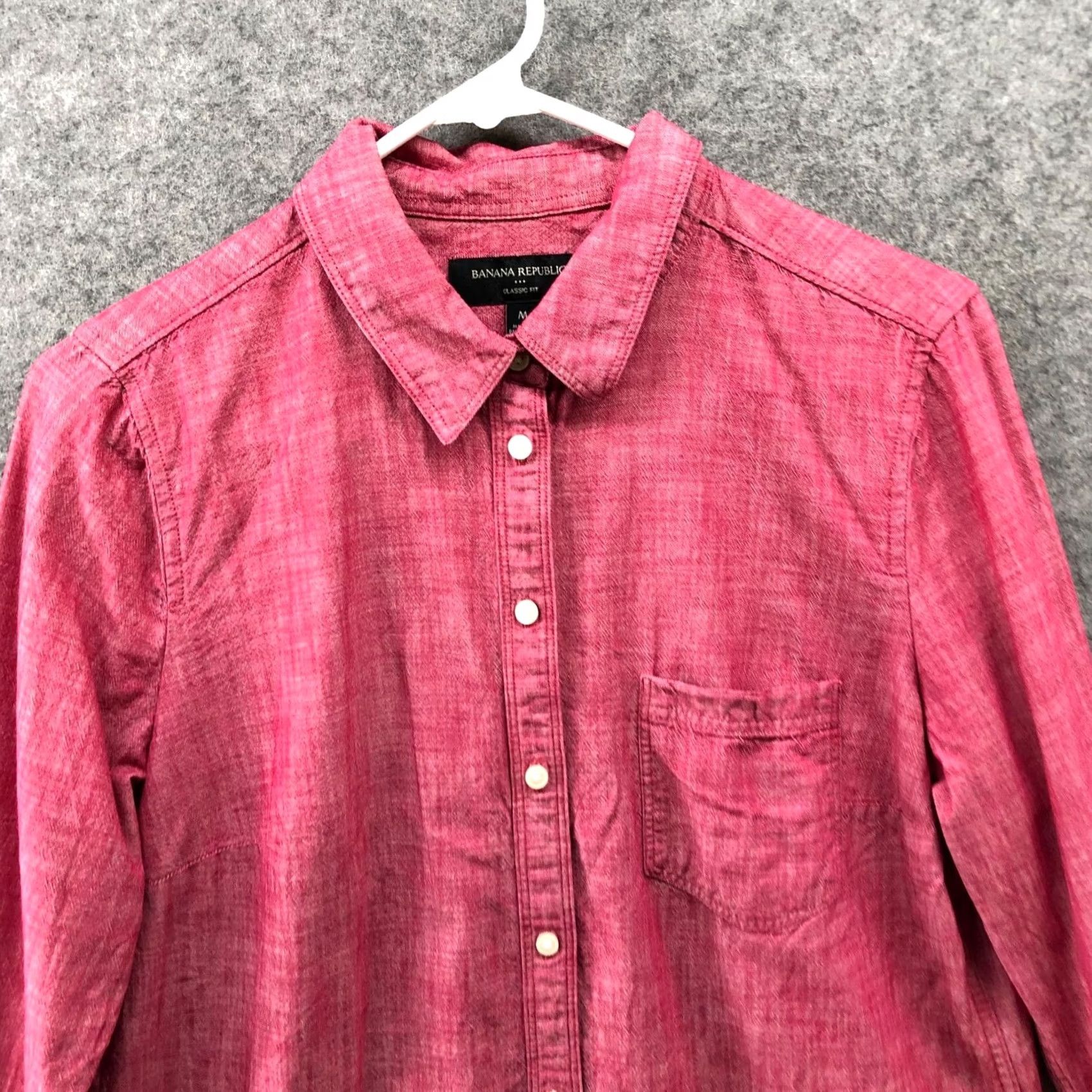 Banana Republic Banana Republic Shirt Mens M Pink Long Sleeve Button-Up Classic Fit Cotton Knit Collar Shirt Mens M Pink Long Sleeve Button-Up Size US M / EU 48-50 / 2 - 3 Thumbnail