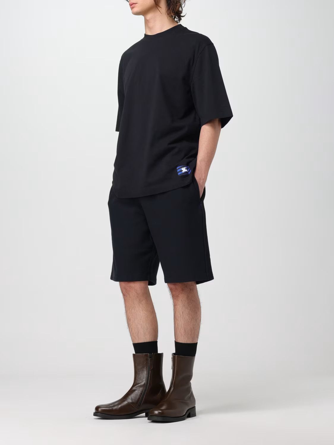 Burberry BURBERRY black equestrian knight logo patch t-shirt Small Size US S / EU 44-46 / 1 - 2 Thumbnail