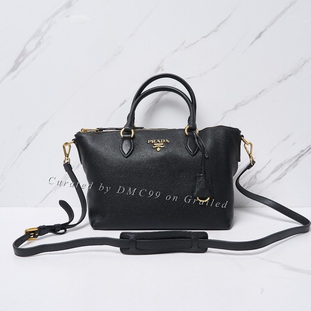 Prada Prada Black Leather Gold Logo Tote Bag Size ONE SIZE - 1 Thumbnail