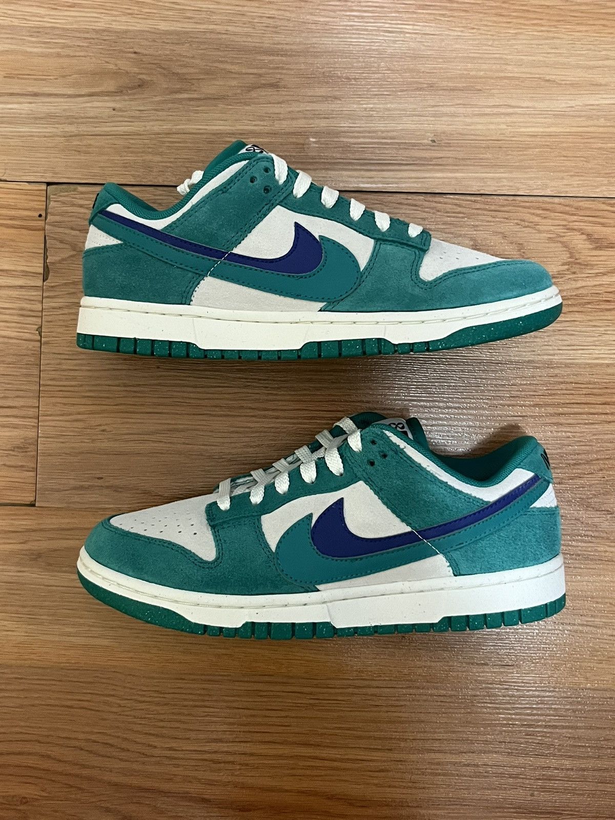 image of Nike Wmns Dunk Low Se 85 Neptune Green Shoes, Women's (Size 7.5)