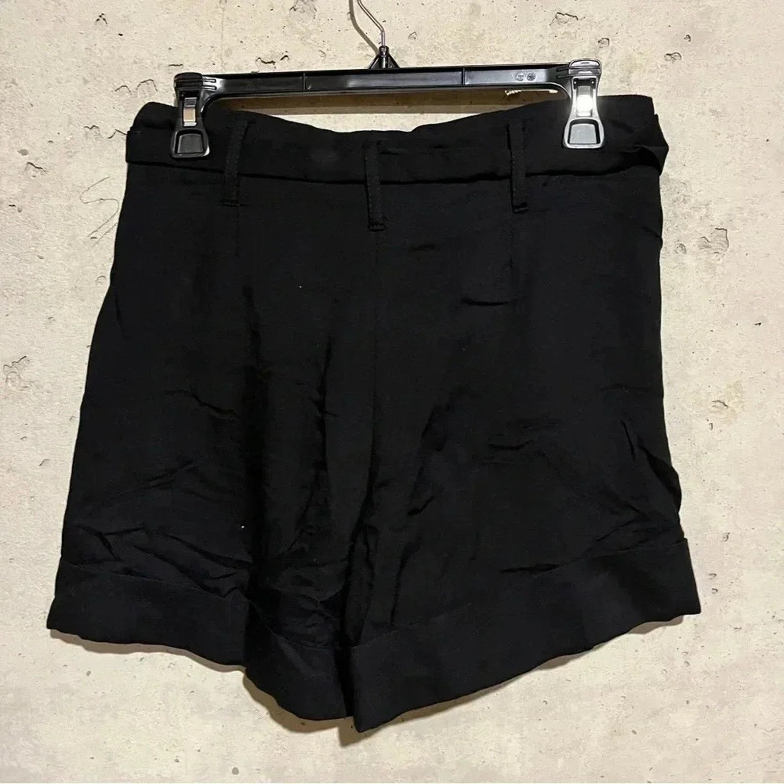 AQUA Aqua NWT High Waisted Paper Bag Pleated Shorts Belted sz S Size 27" / US 4 / IT 40 - 10 Thumbnail