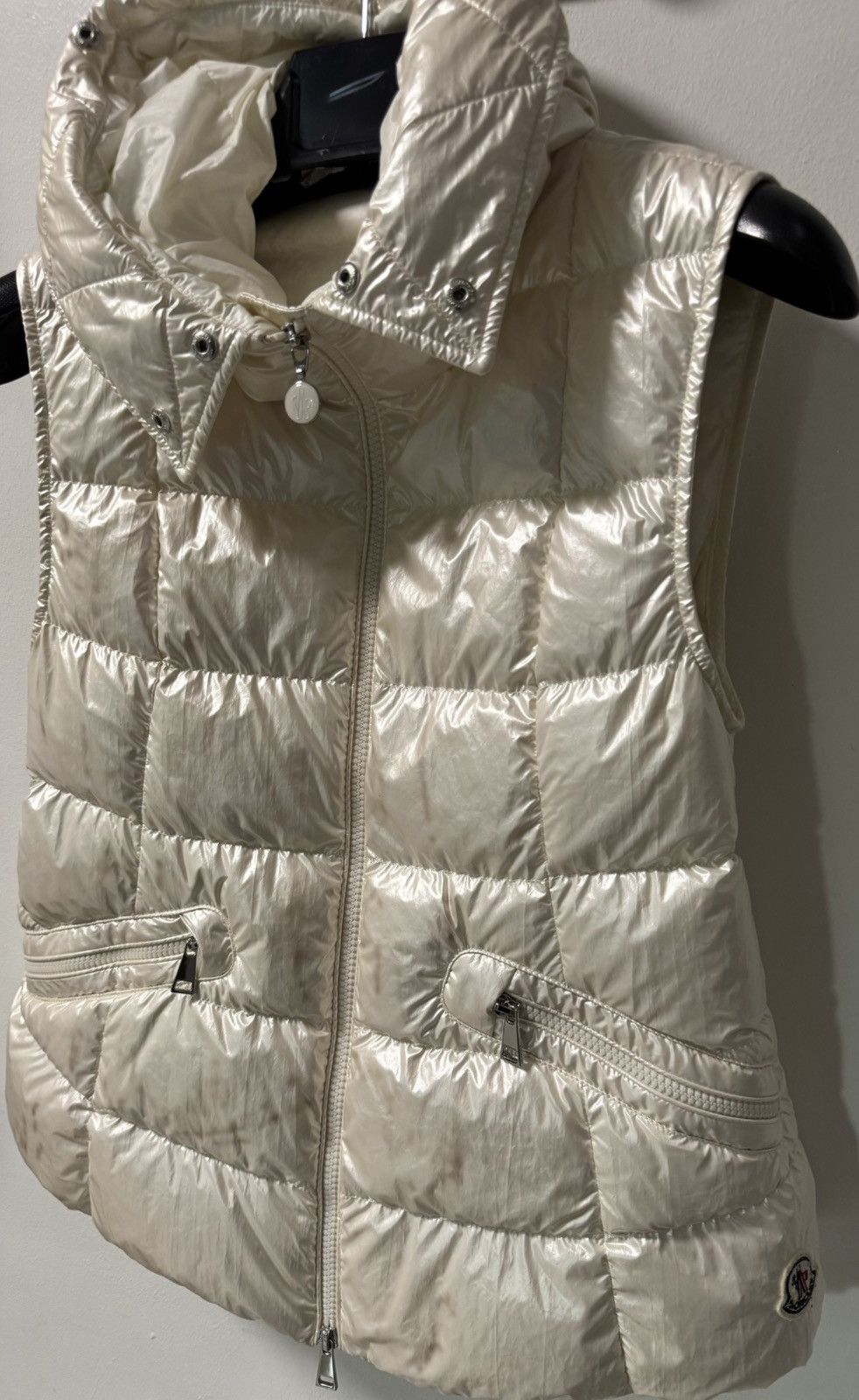 Moncler Moncler puffer vest womens (anse gilet) Size XS / US 0-2 / IT 36-38 - 1 Thumbnail
