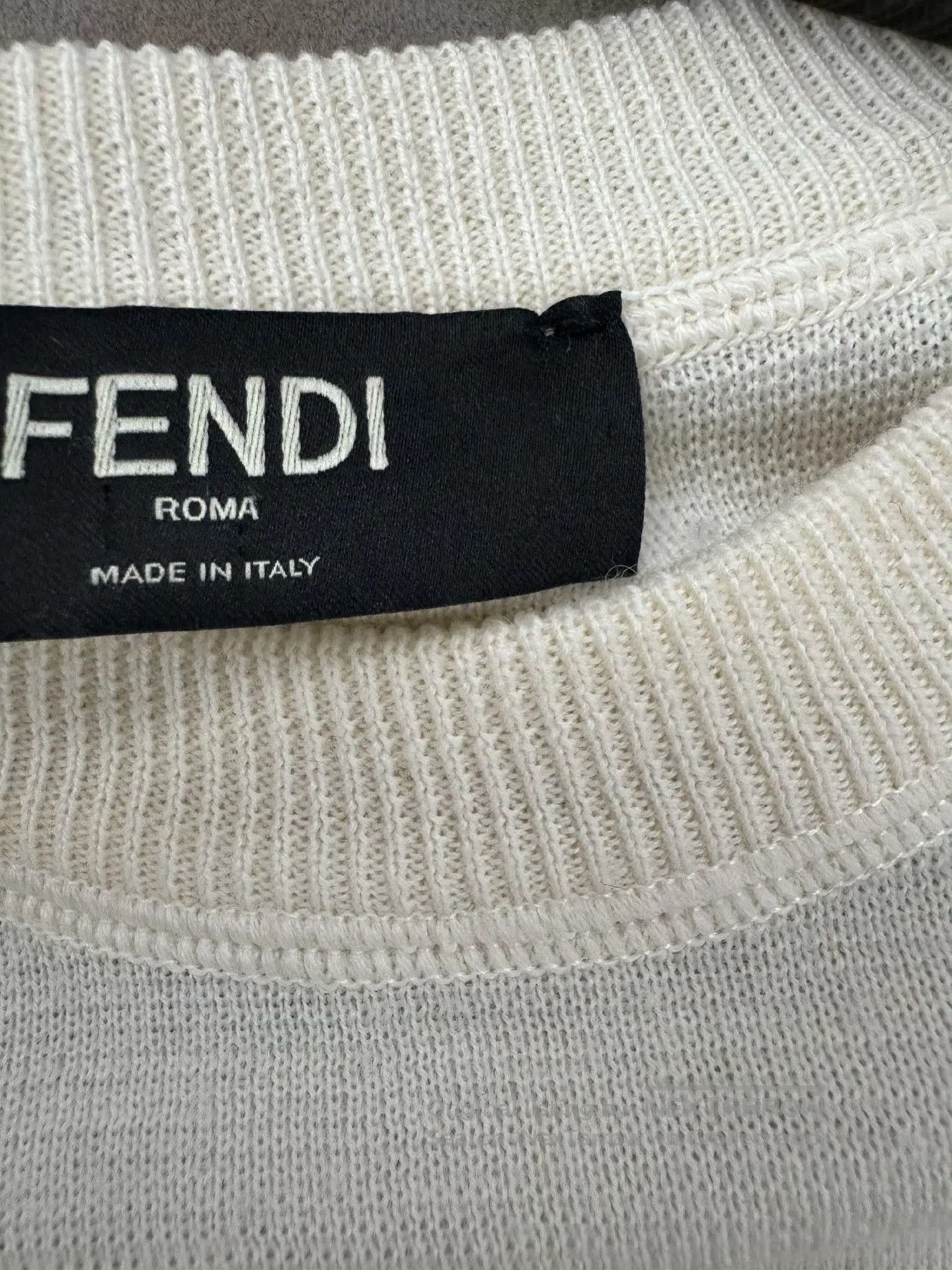 Fendi Fendi Beige Wool Knit Sweater. Size US L / EU 52-54 / 3 - 3 Thumbnail