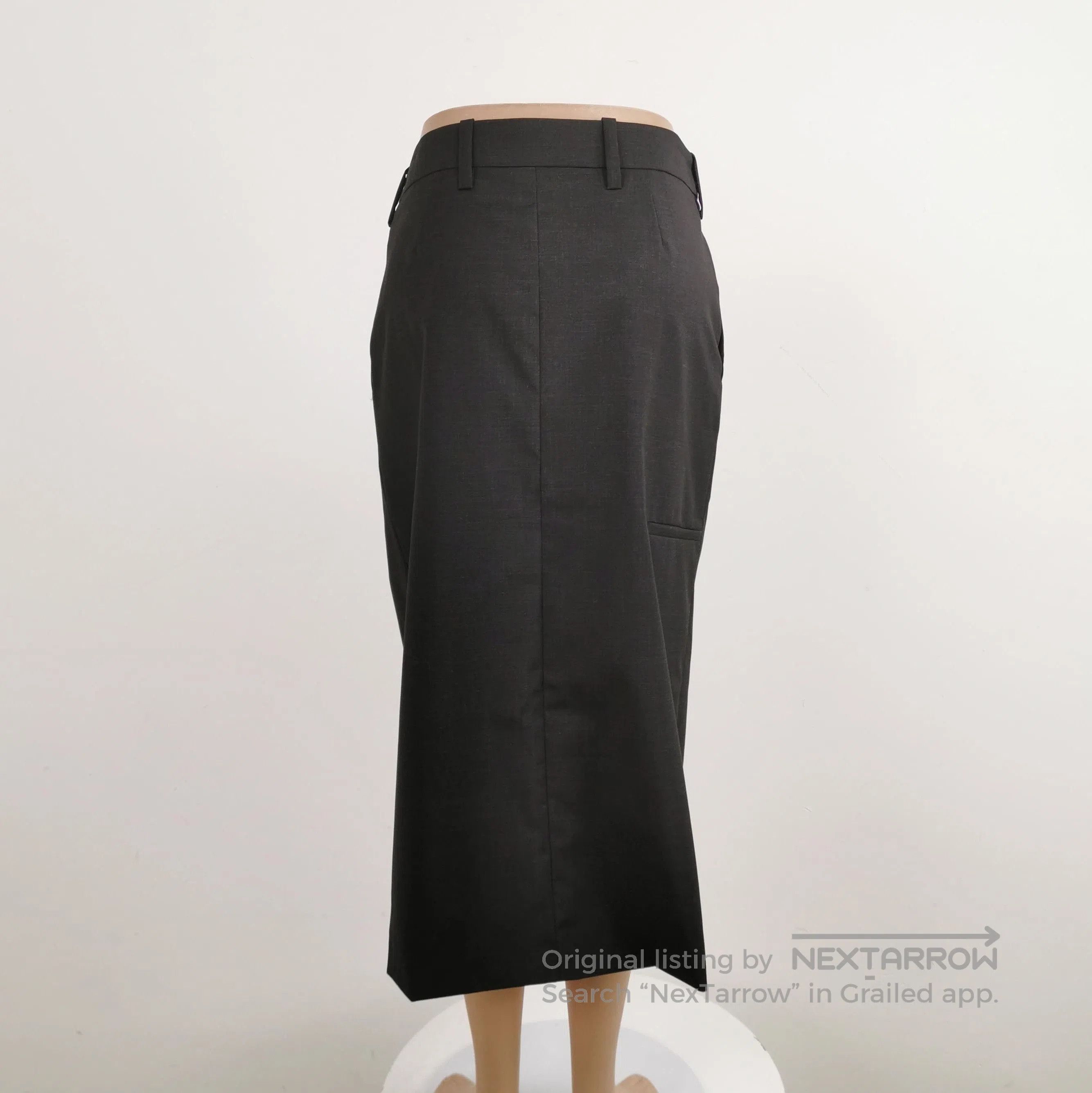 Prada Prada Woolen Midi Skirt in Elegant Black . Size 37" - 2 Thumbnail