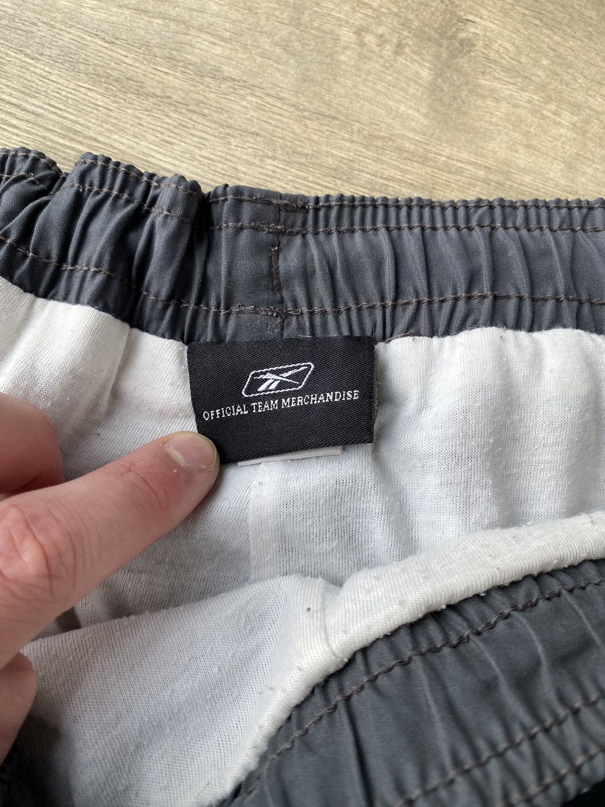 Reebok Vintage Reebok Liverpool Sweatpants Size US 38 / EU 54 - 6 Thumbnail