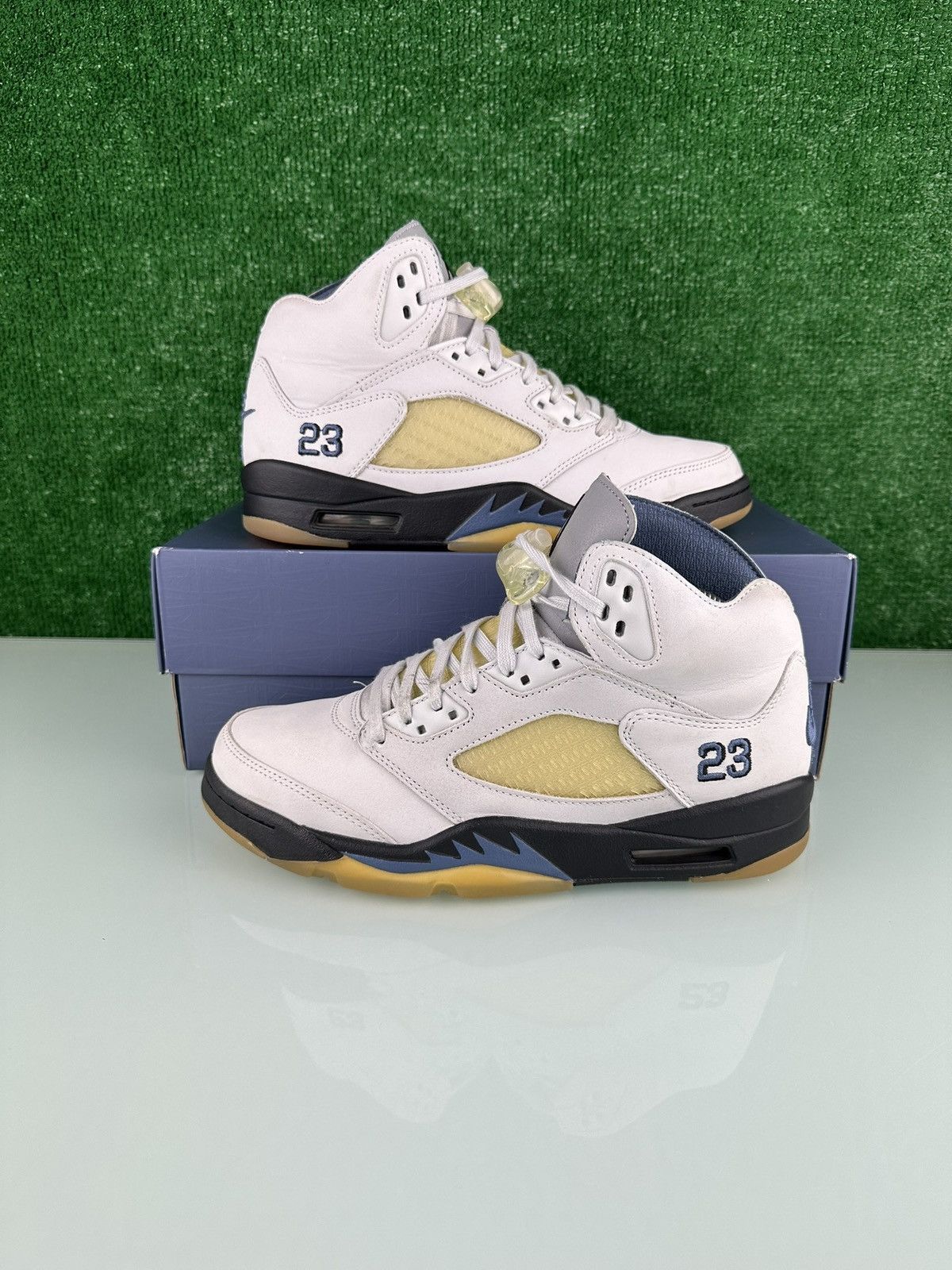 Jordan Brand Jordan 5 Retro A Ma Maniére Dawn (W) 9.5W/8M Size US 8 / EU 41 - 2 Thumbnail