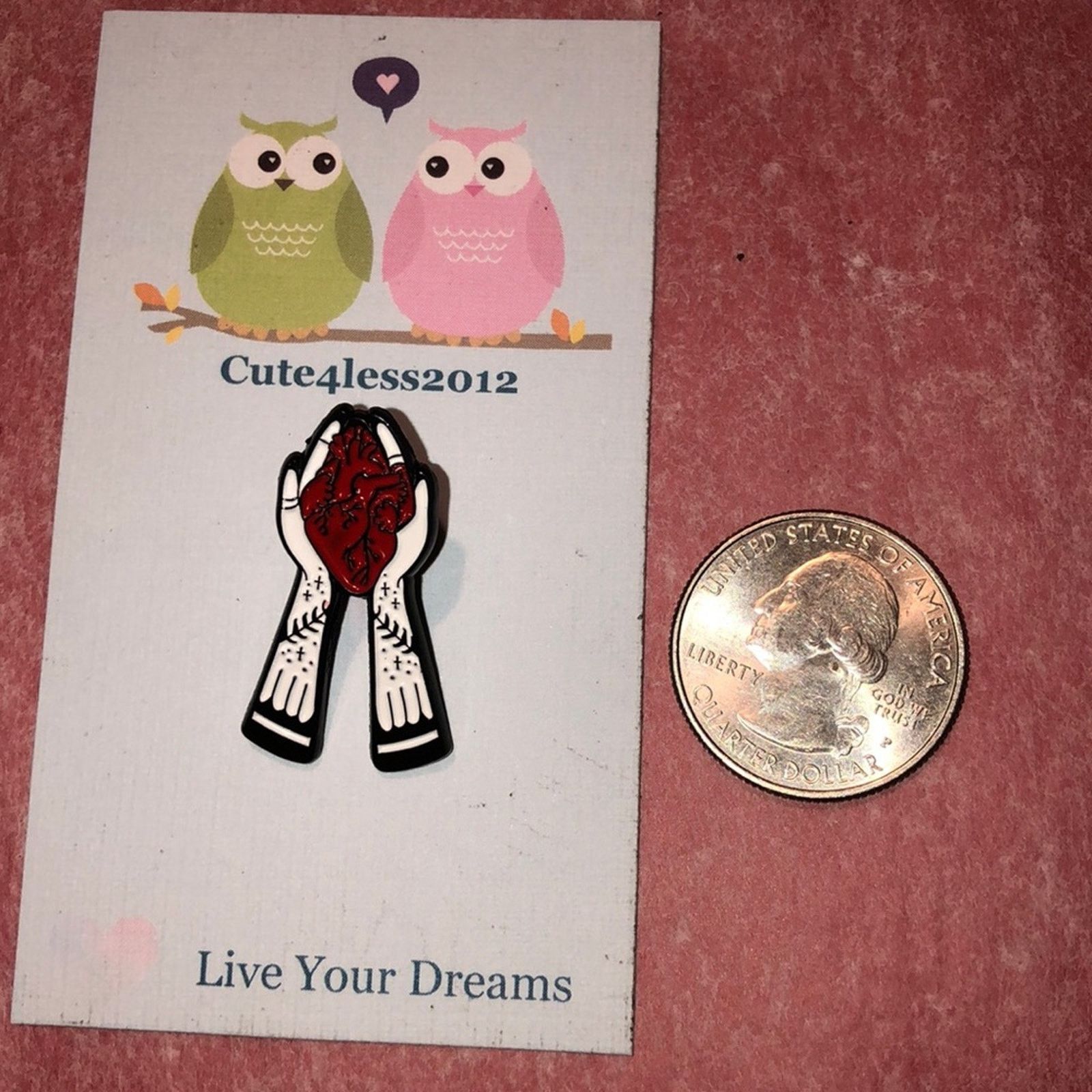 Other Heart in Hands Pin Brooch Size ONE SIZE - 1 Thumbnail